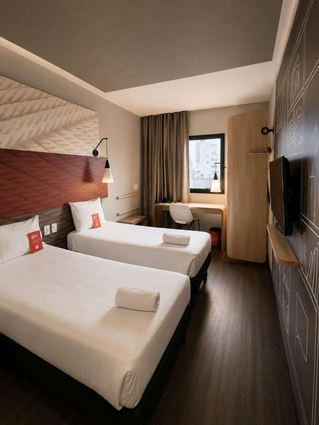 Twin Room City View