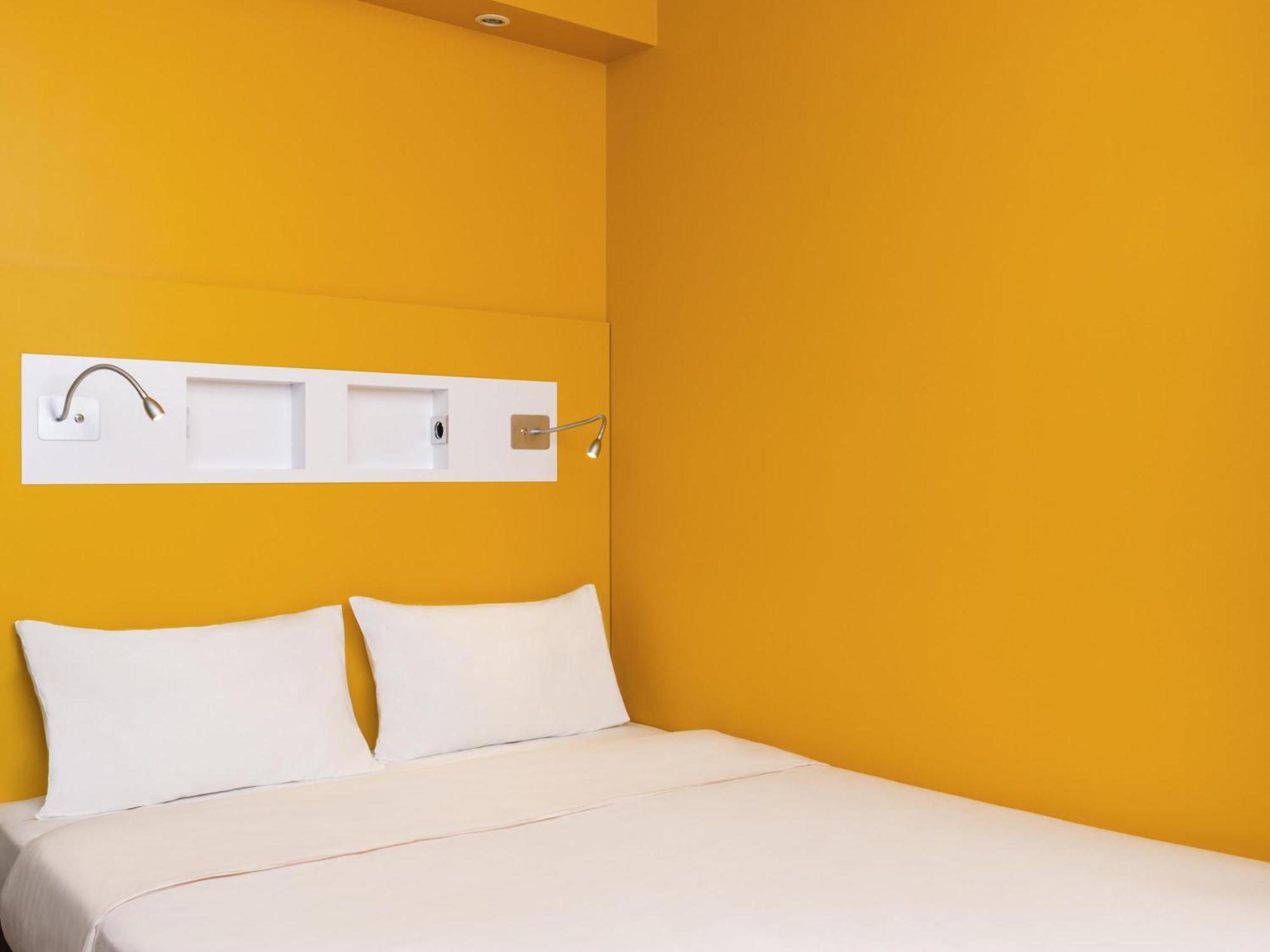 Standard Apartment One Double Bed One Single Bed Disability Access