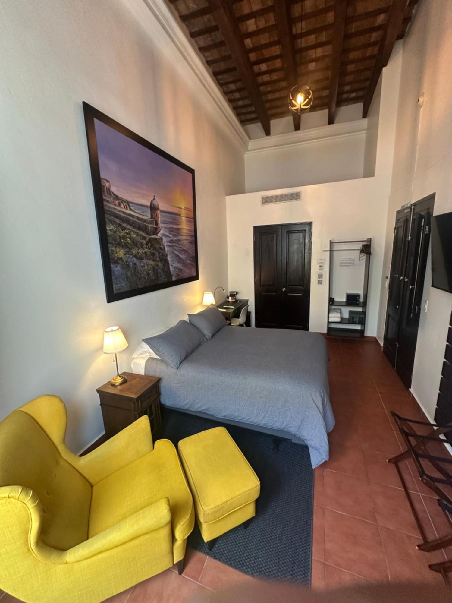 Balcony Room