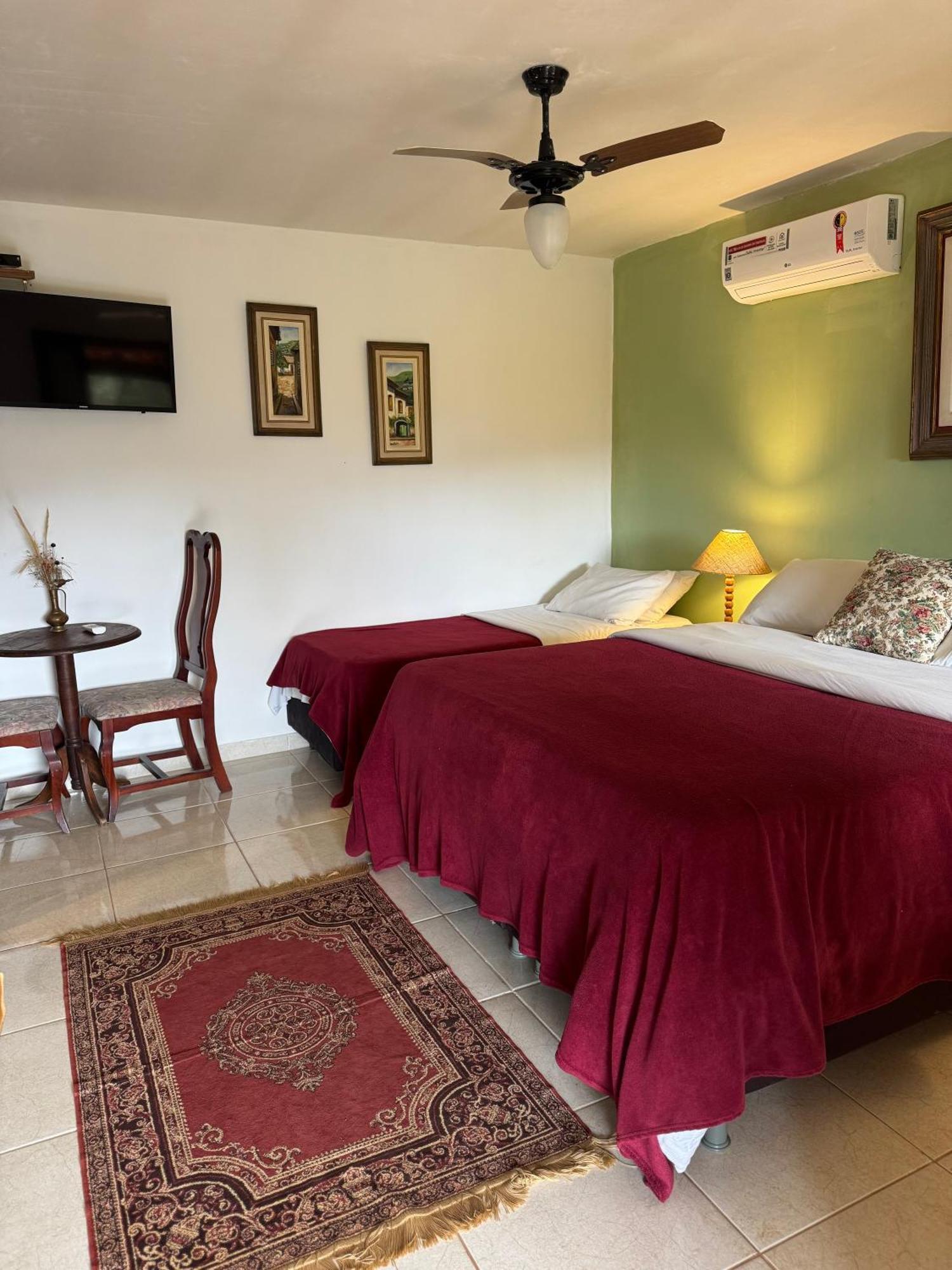 Triple Room Mountain View