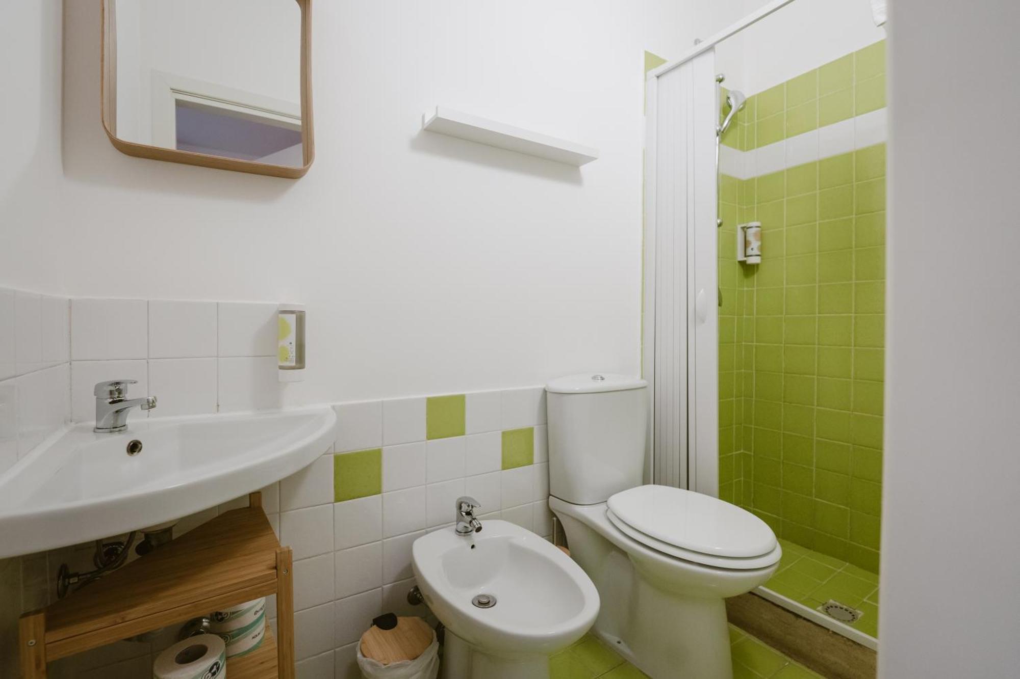 Double Room Private Bathroom