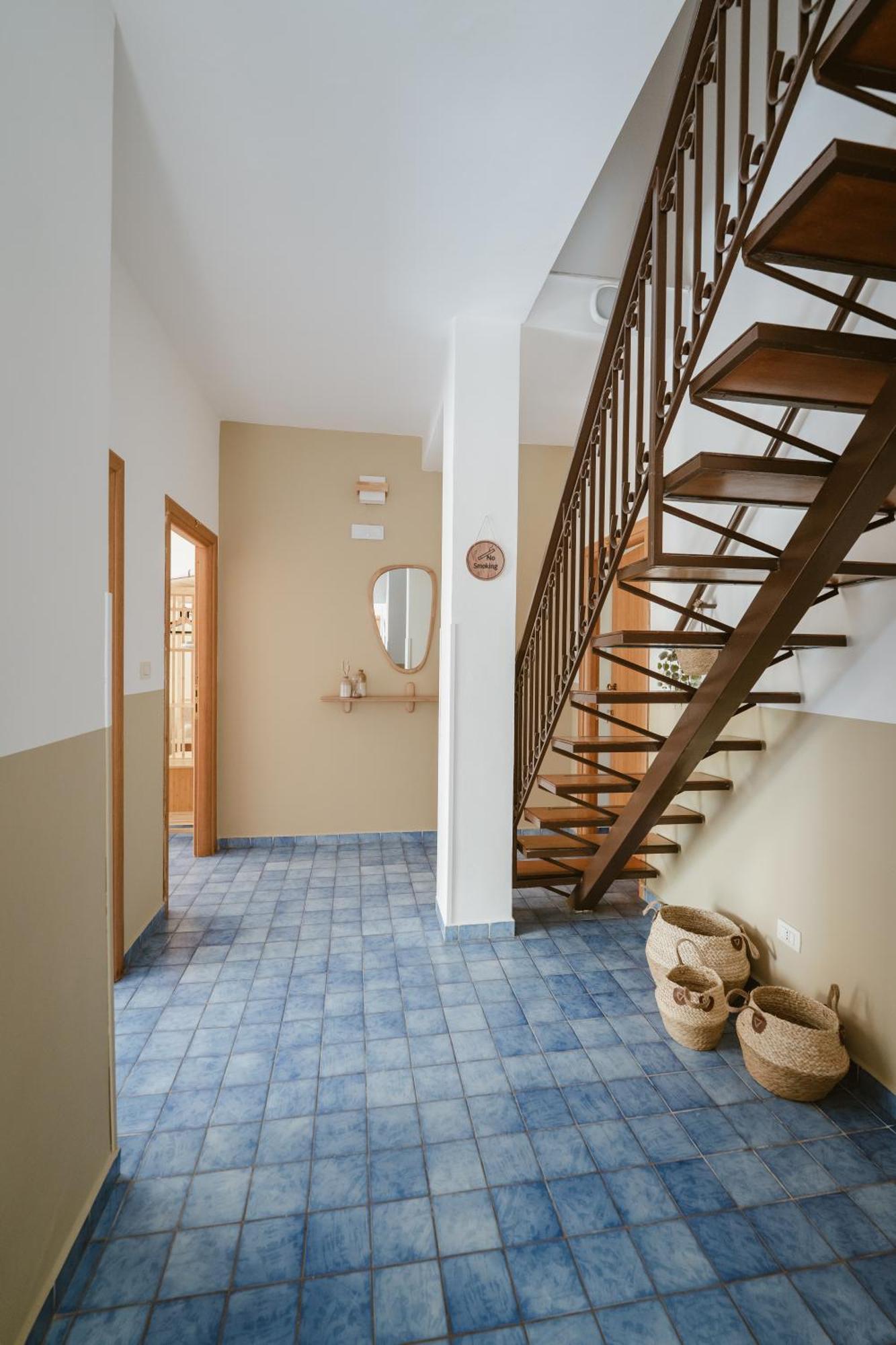 Family Room Private Bathroom