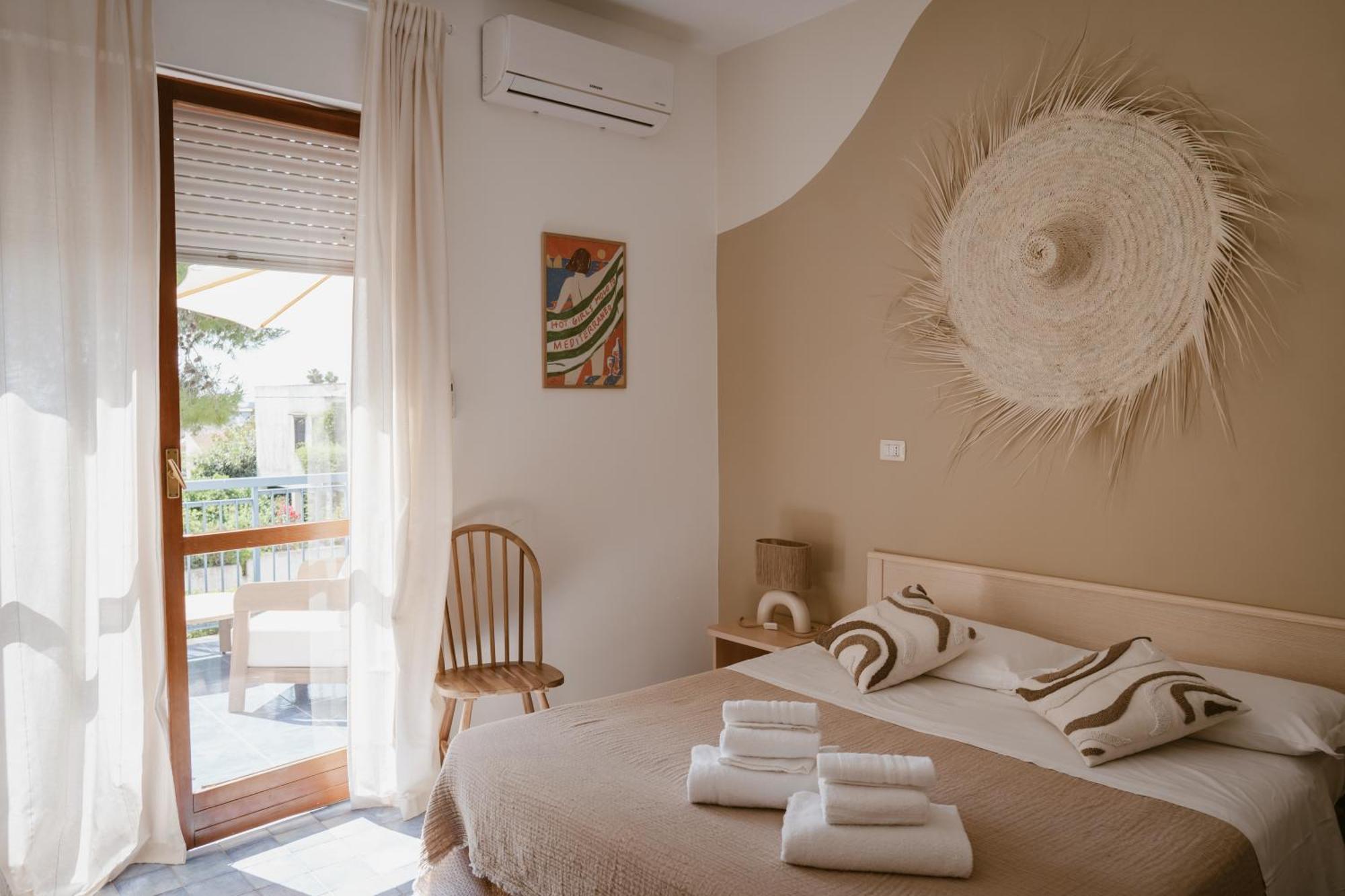 Deluxe Triple Room Sea View