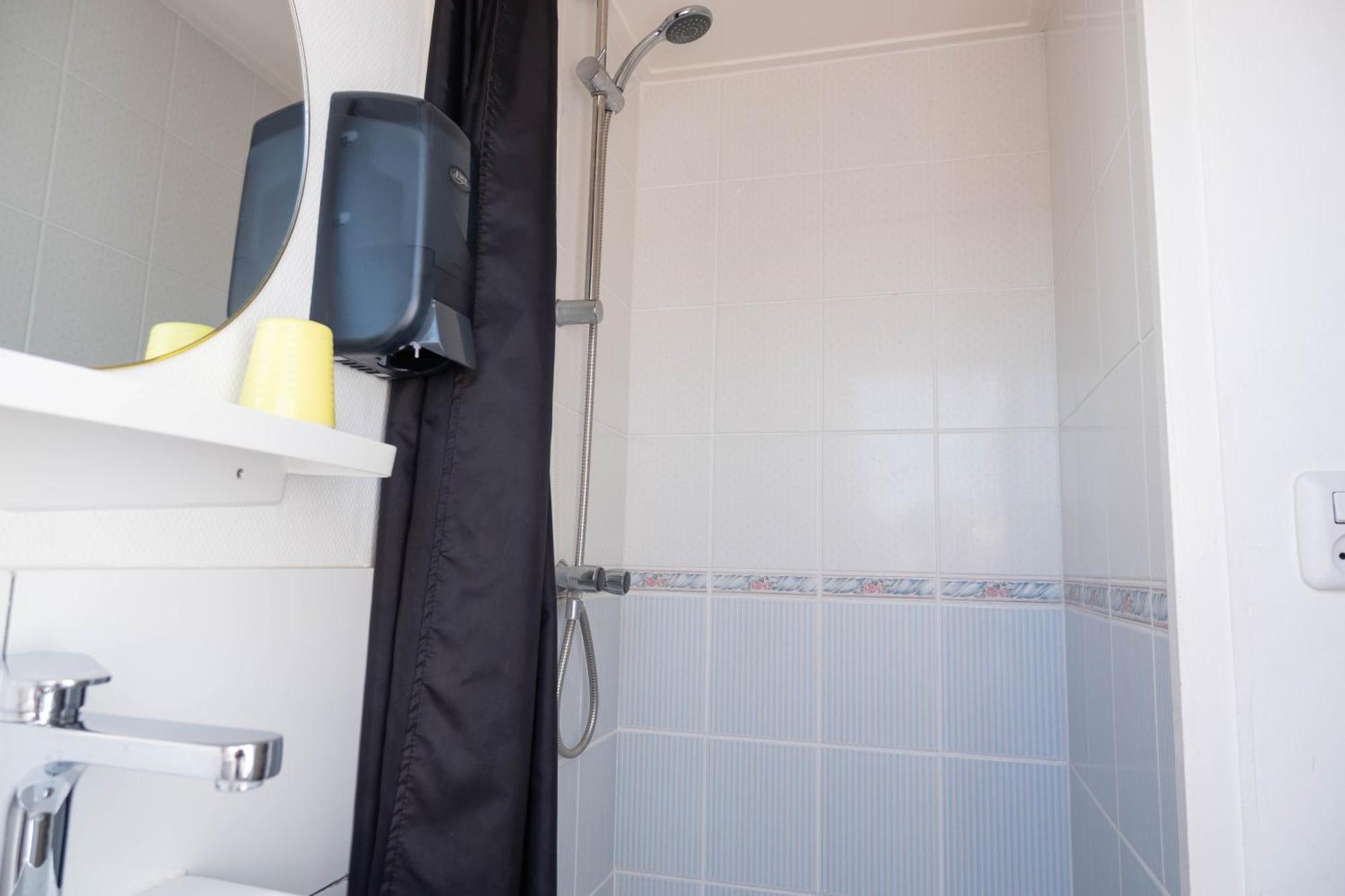Double Room Private Bathroom