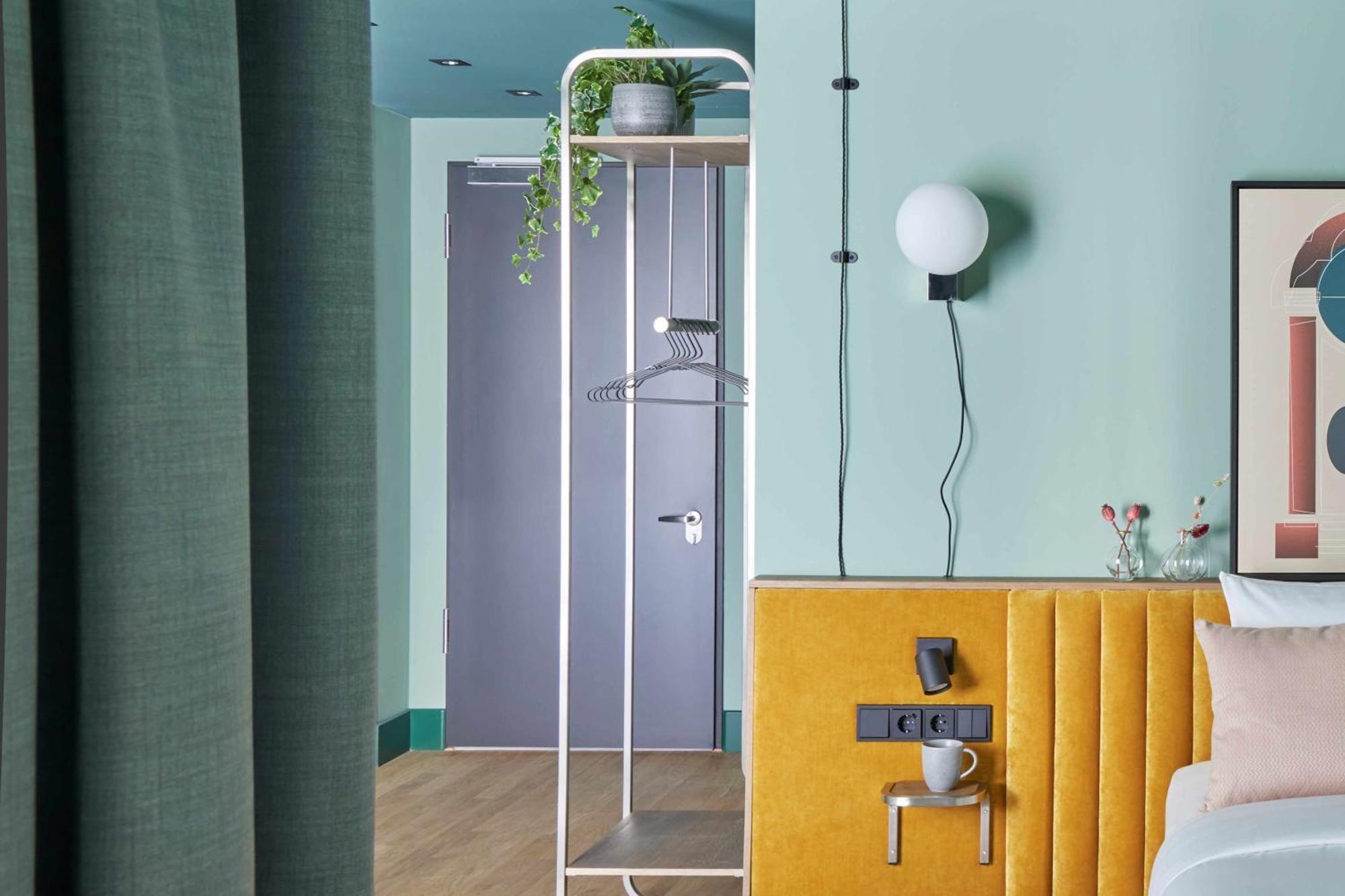 One Bedroom Open Plan Suite