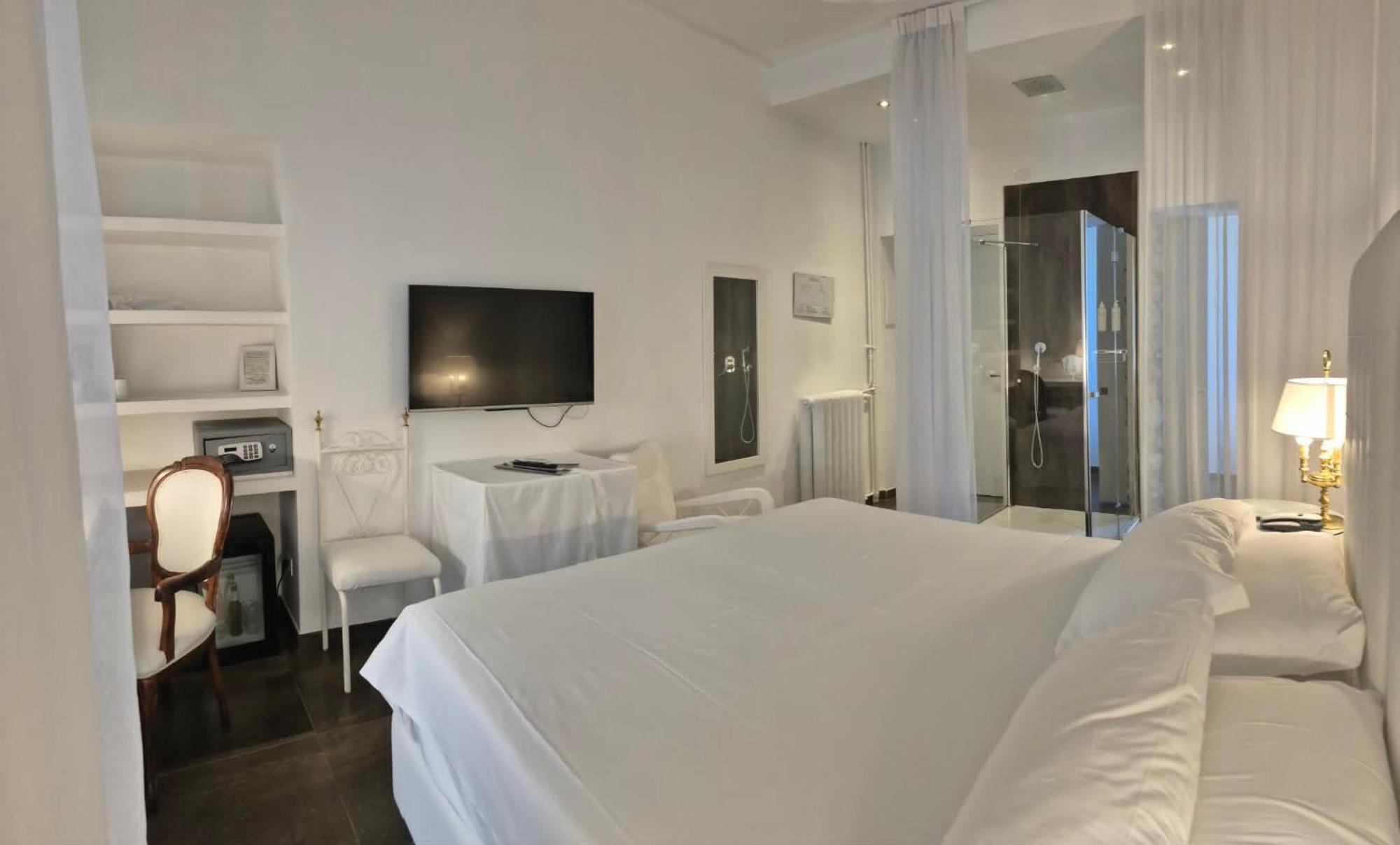 Double Room Spa Bath