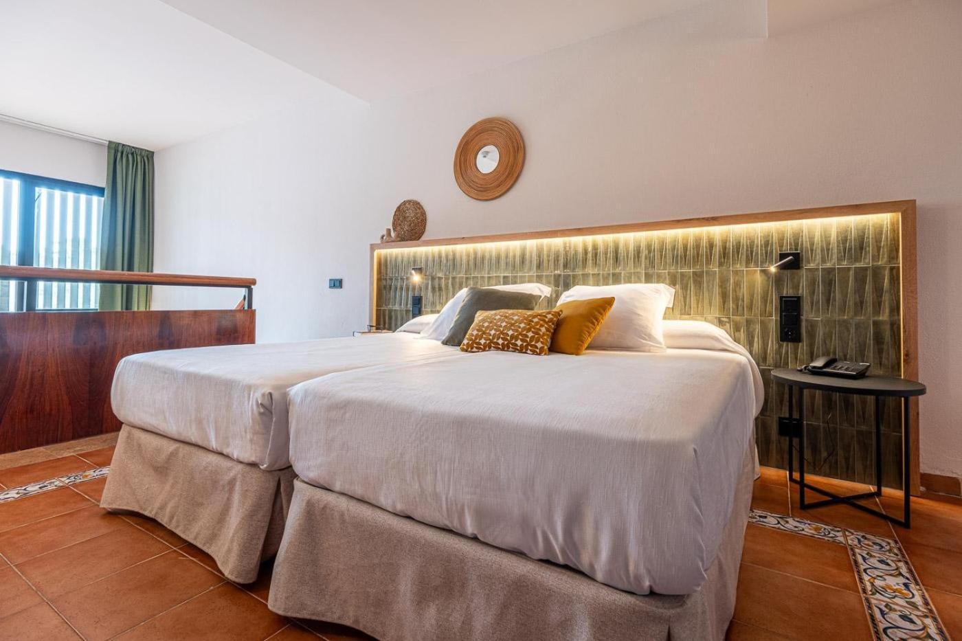 Duplex Quadruple Room