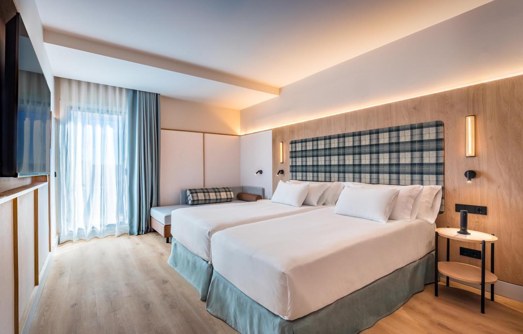 Superior Room Terrace