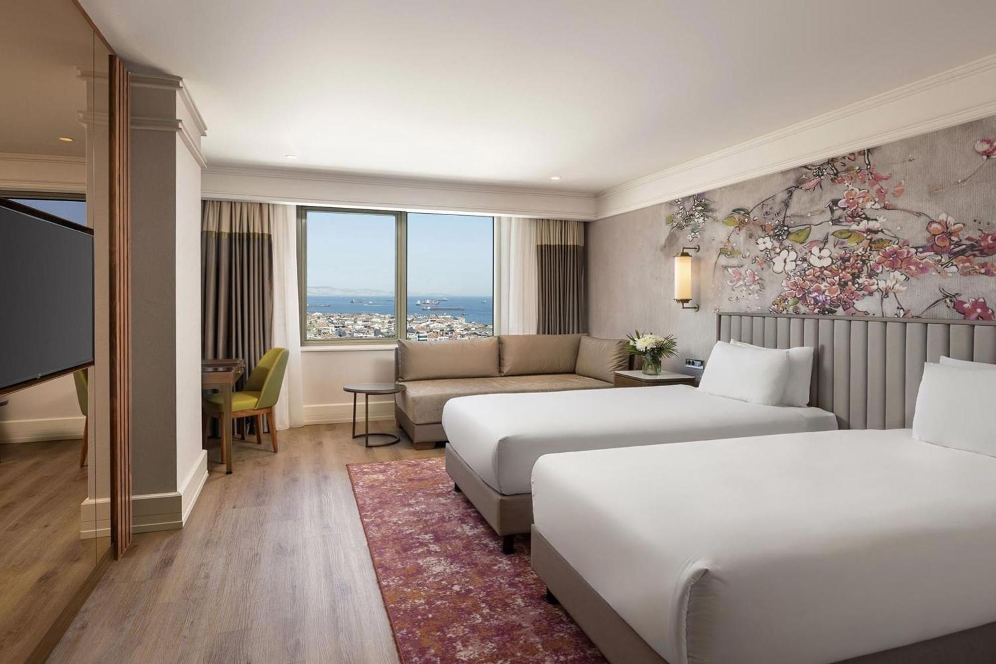 Deluxe Double or Twin Room Sea View