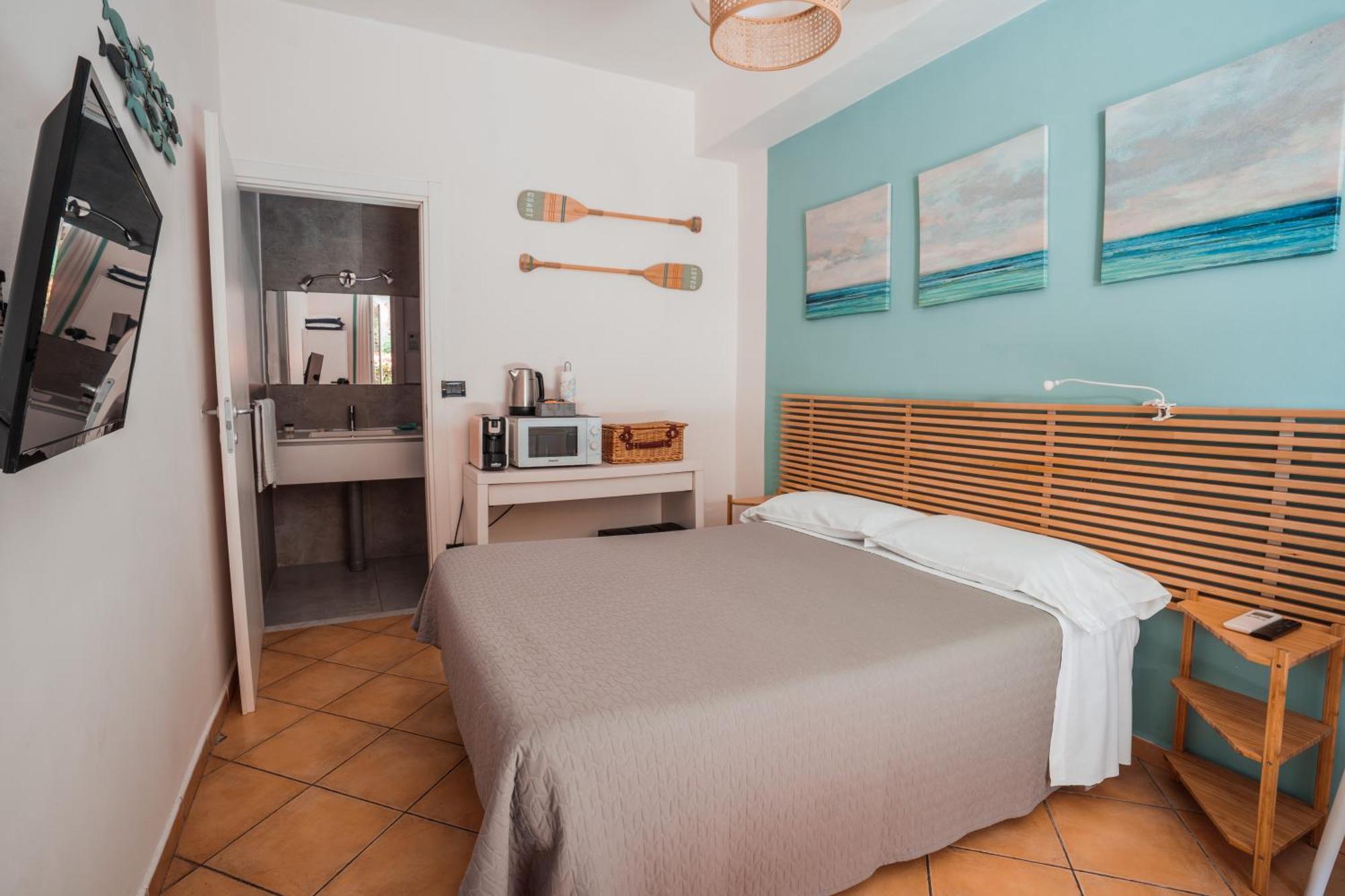 Economy Double Room