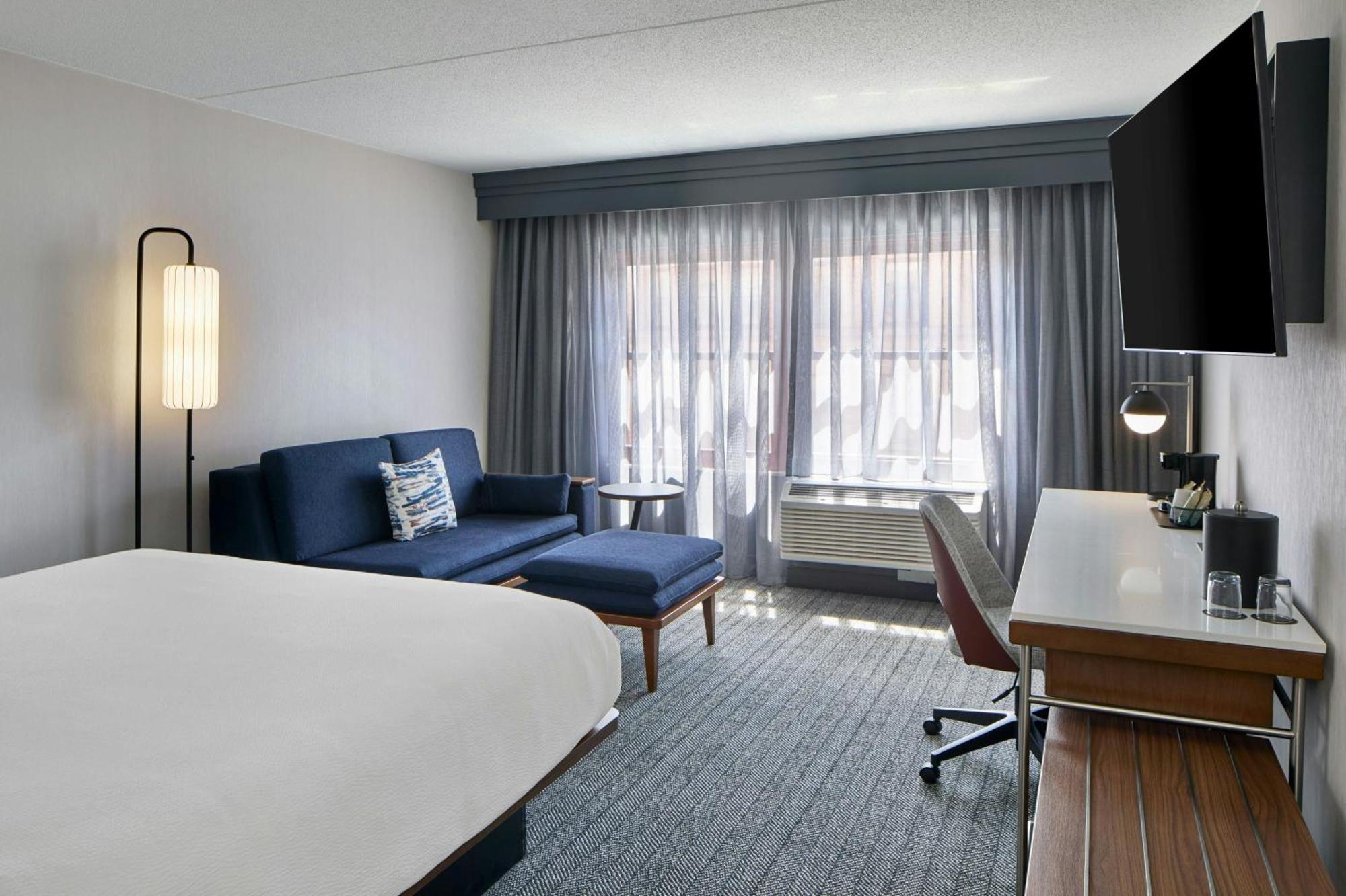 King Room Sofa Bed