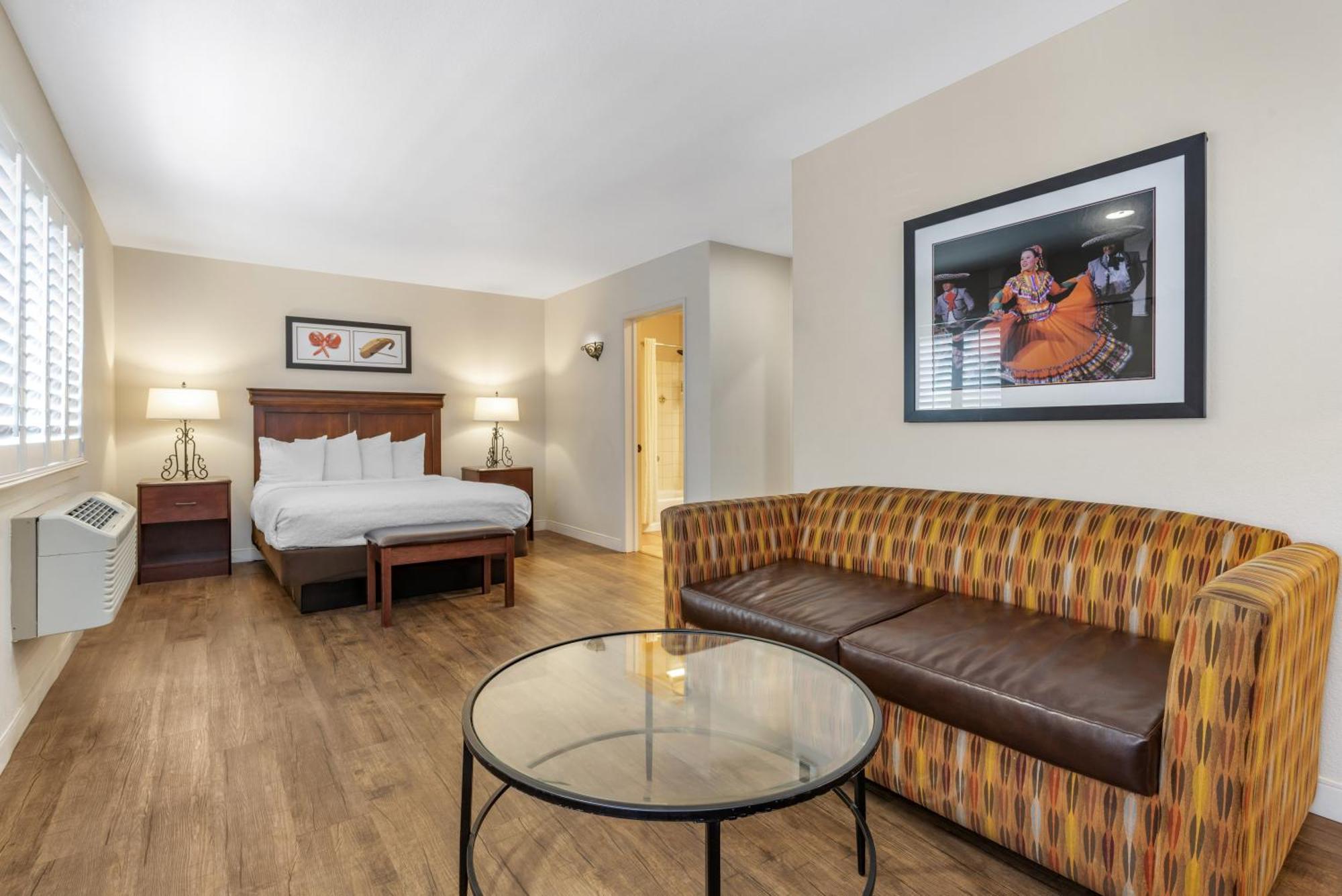 Two-Bedroom Suite One King One Queen Bed Spa Bath Fireplace Non-Smoking