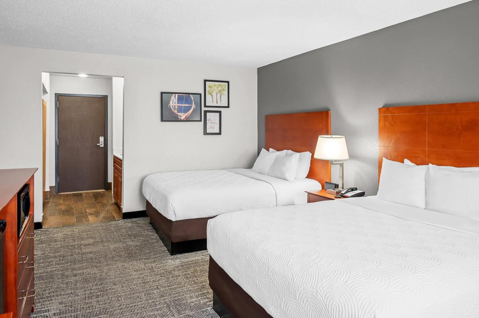 Queen Room Two Queen Beds Accessible or Non-Smoking