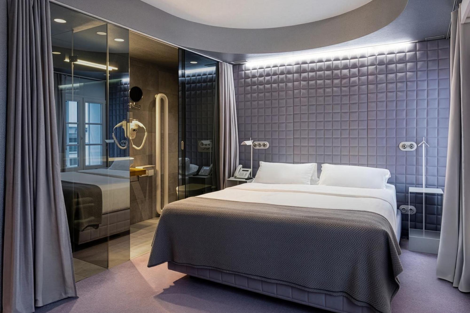 Deluxe Doppelzimmer mit seitlichem Flussblick