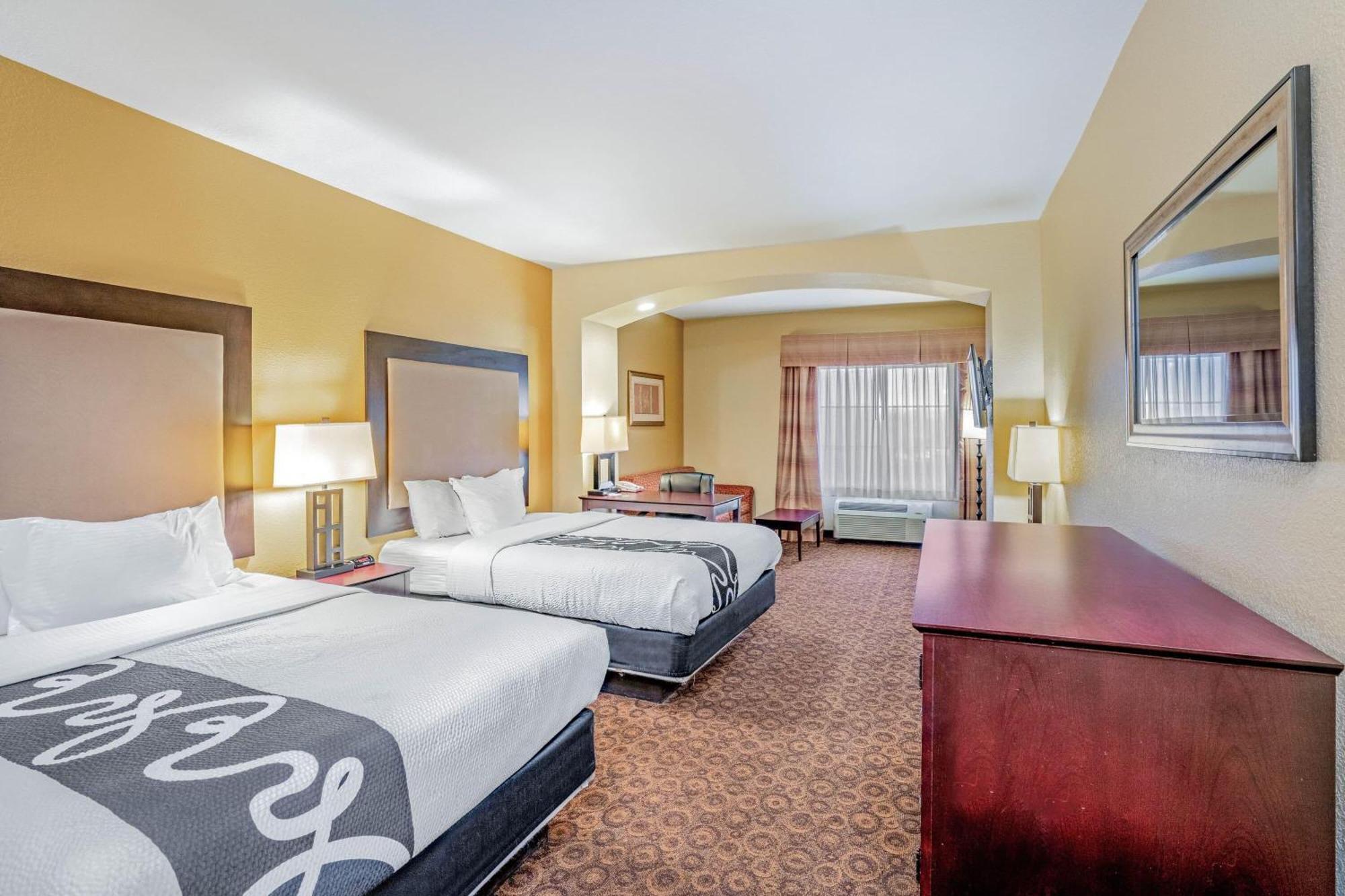Deluxe Suite Two Queen Beds Non-Smoking