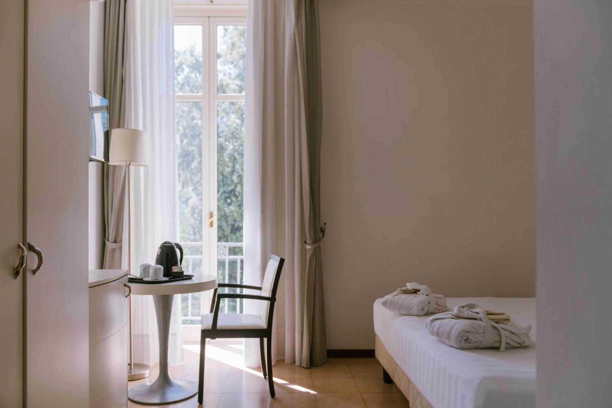Double Room Balcony Spa Access