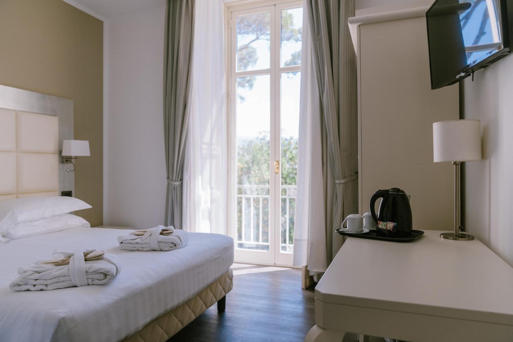 Double Room Balcony Spa Access