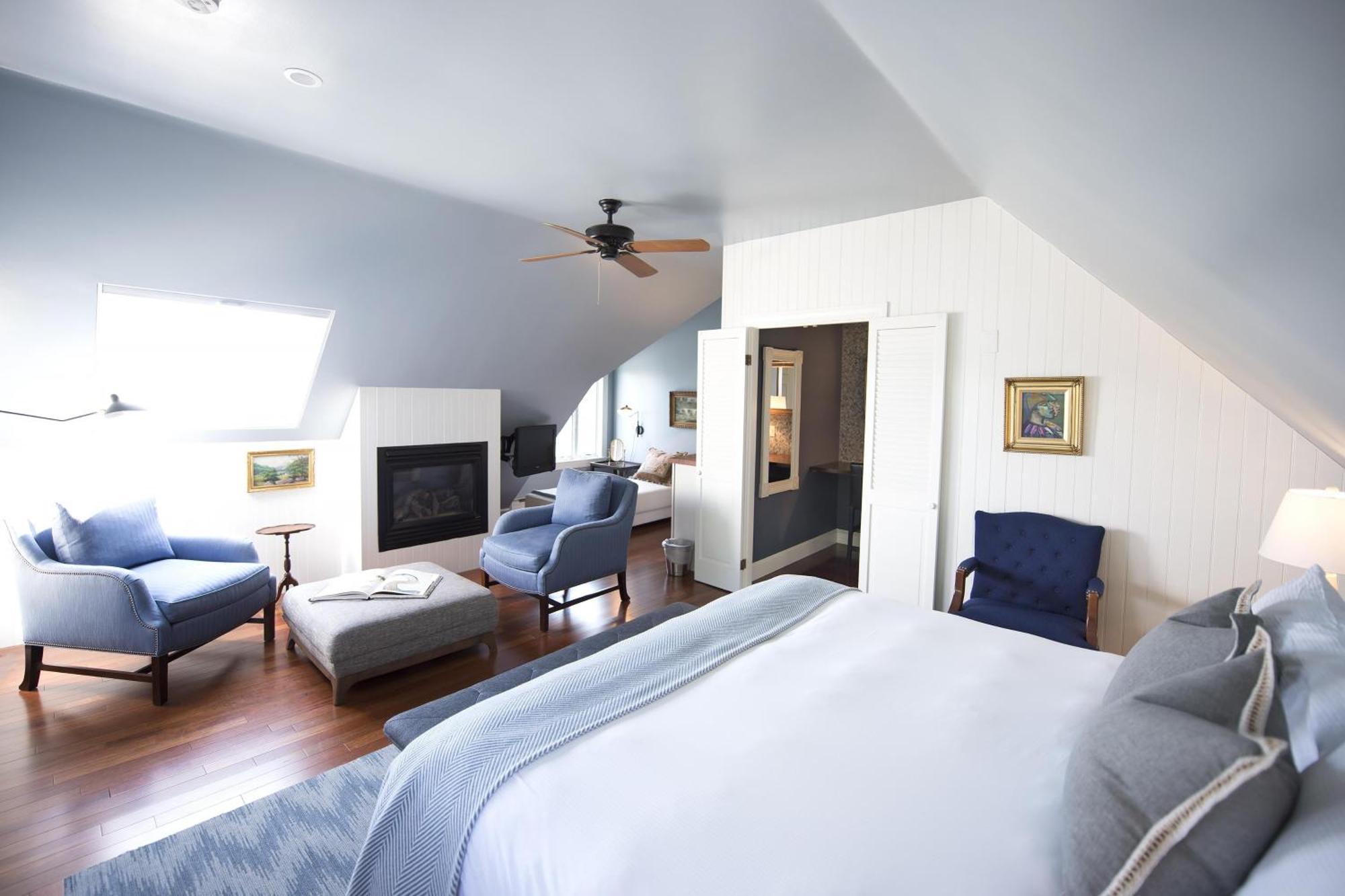 Ocean Bluff