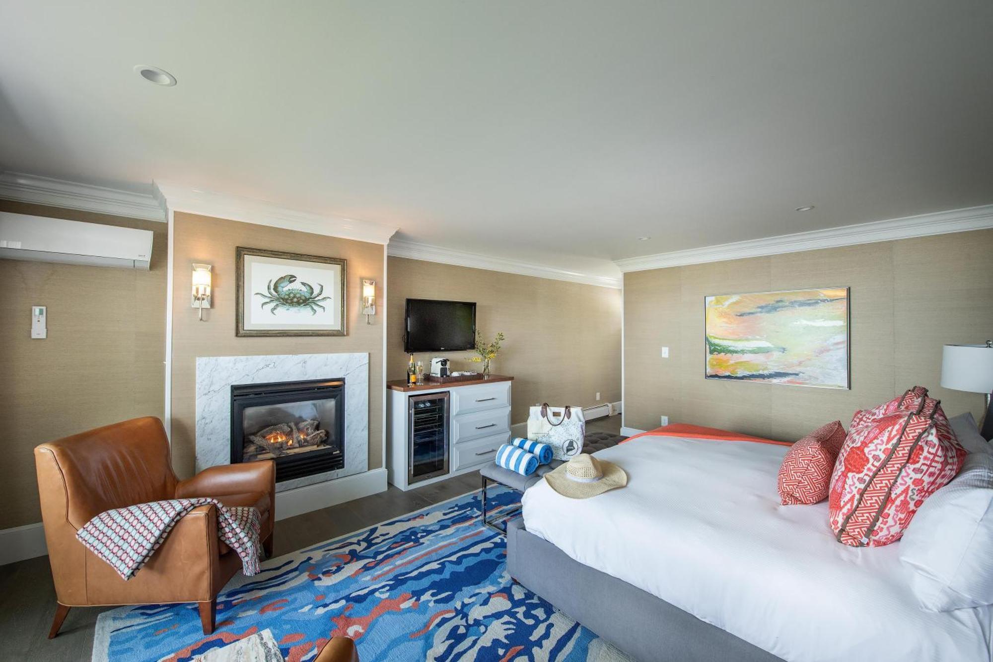 Ocean View Bungalow Fireplace