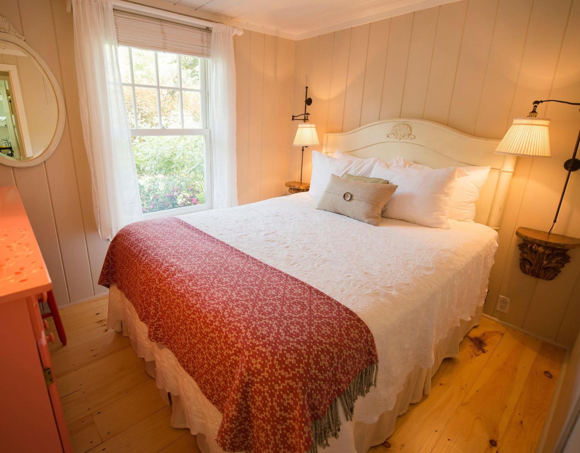 Sandpiper Cottage Garden View