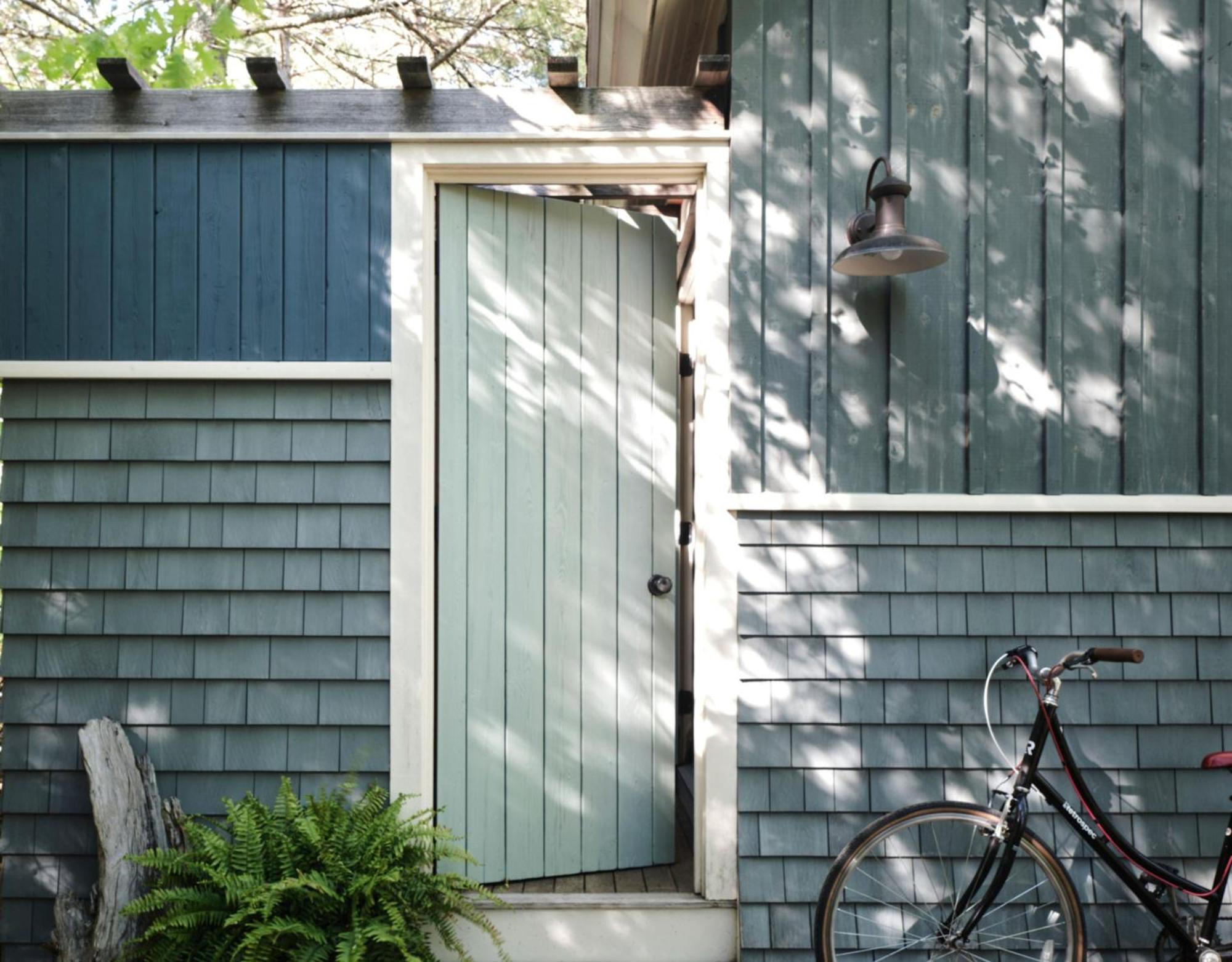 One-Bedroom Bungalow