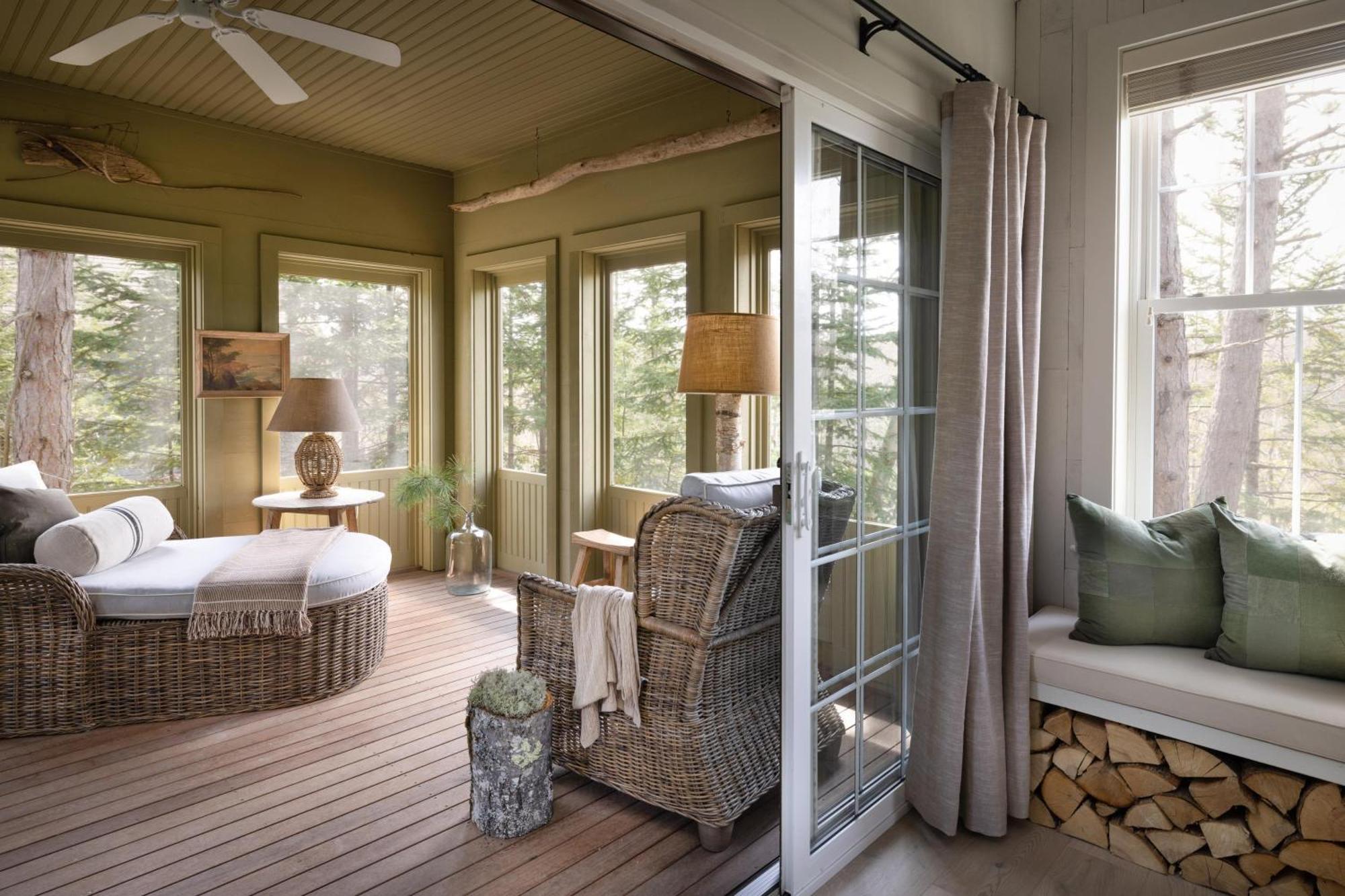 One-Bedroom Bungalow