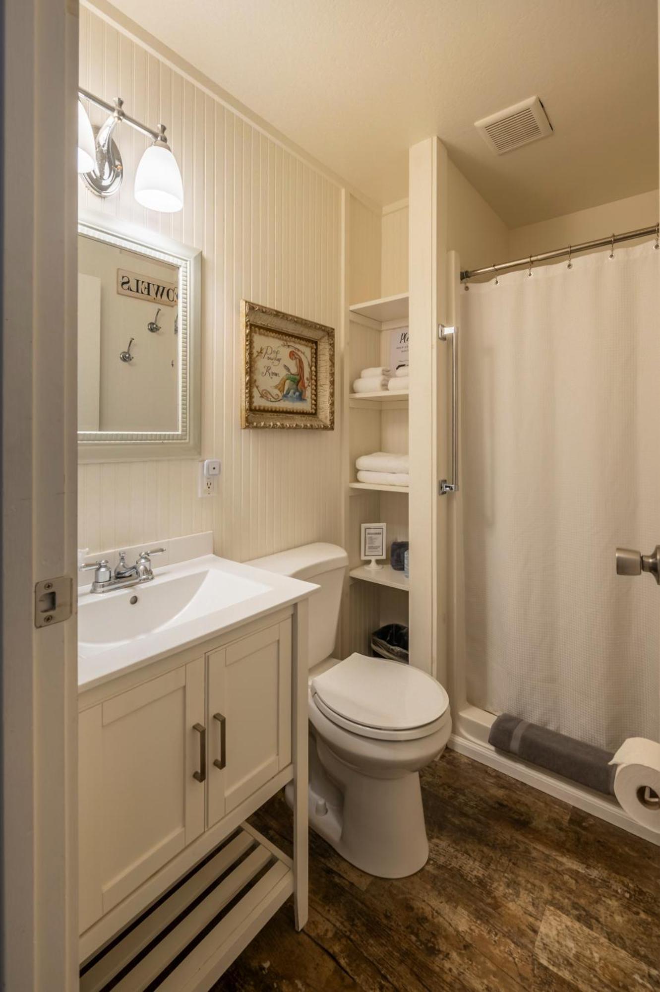 Queen Suite