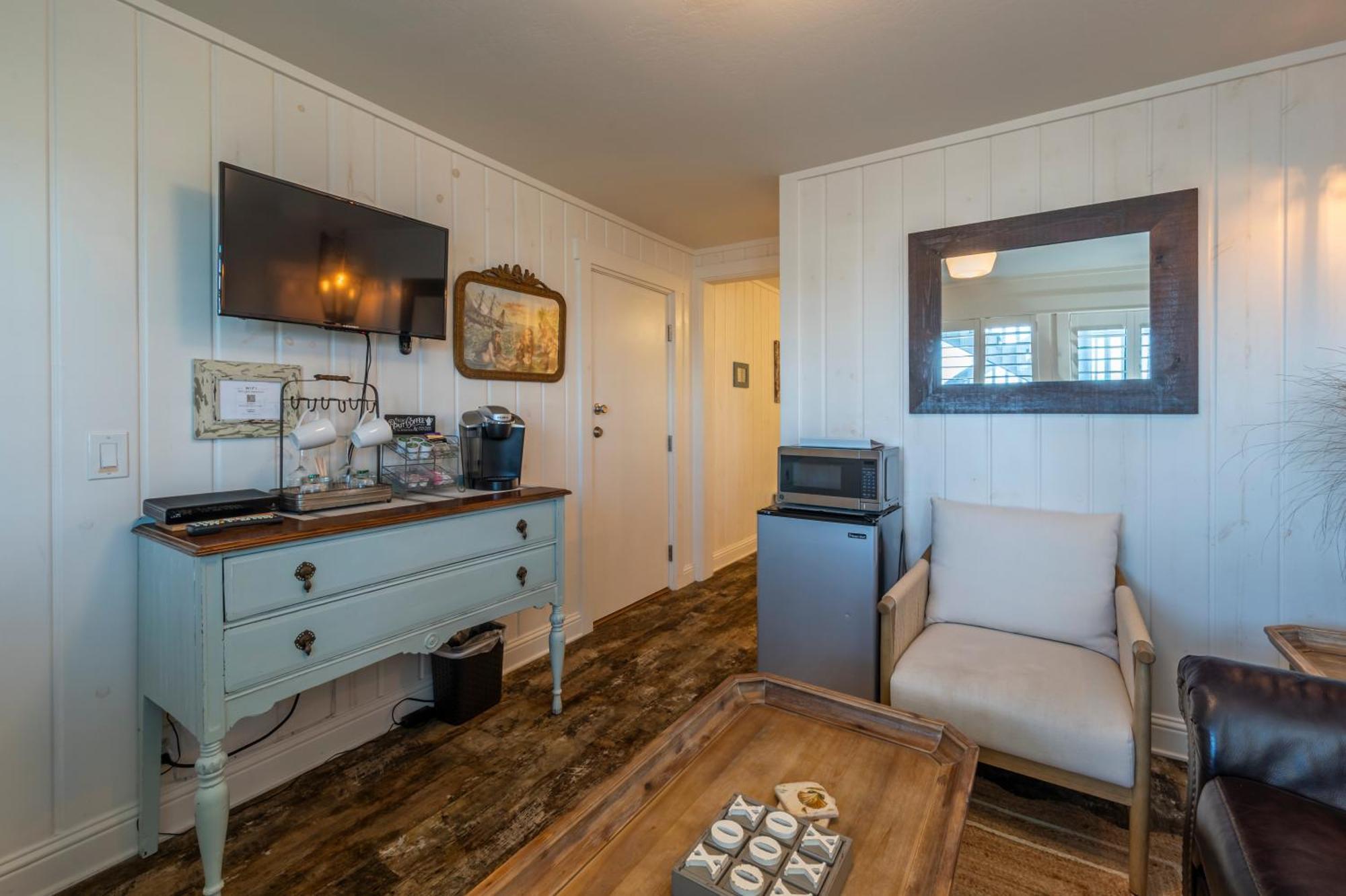 Queen Suite