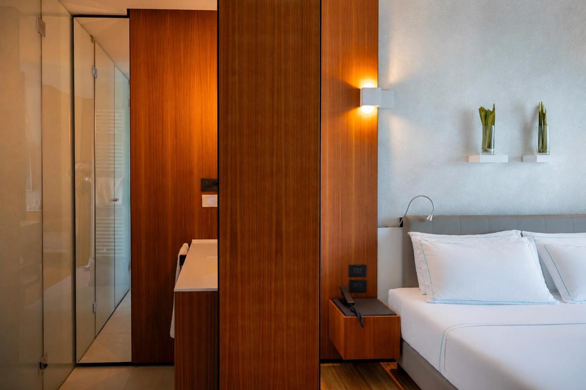 Deluxe Double or Twin Room Balcony Spa Access