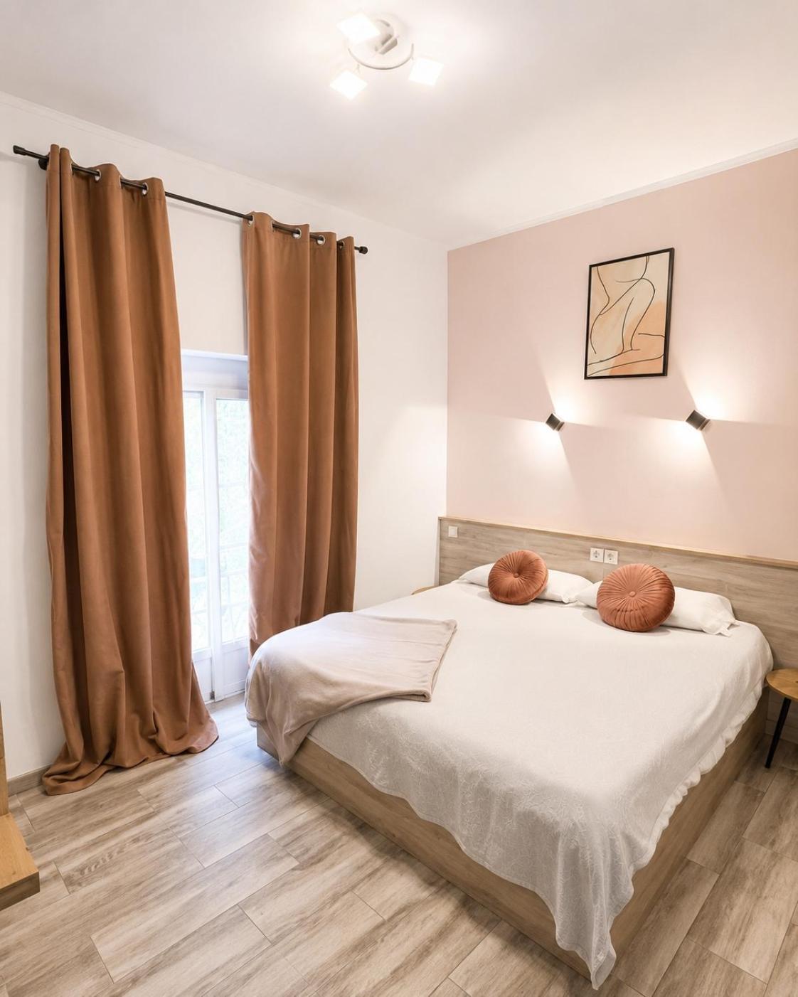 Double Room Private Bathroom