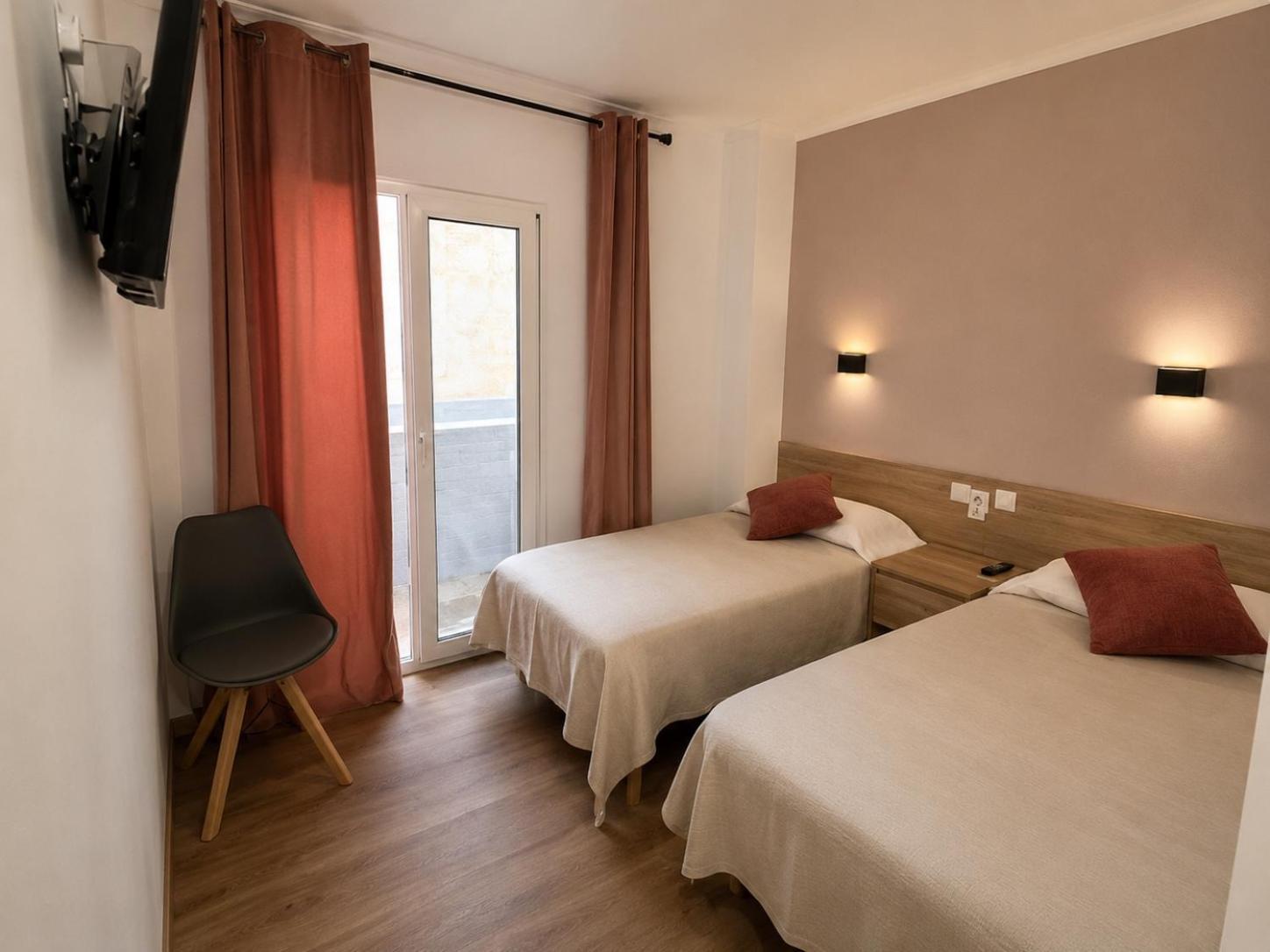 Economy Twin Room