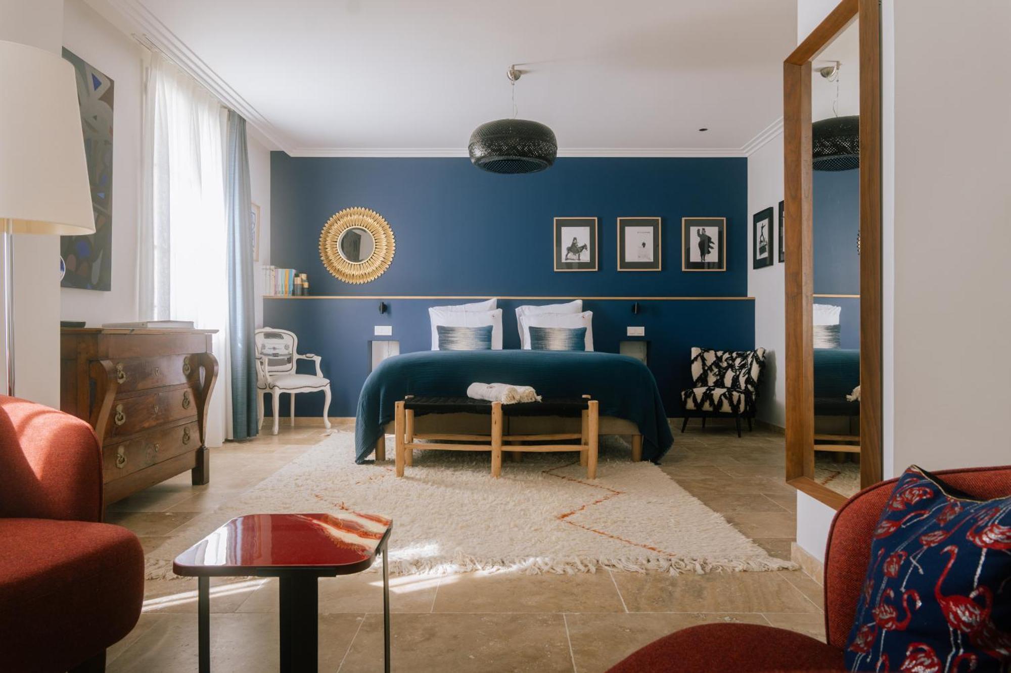 Deluxe King Room
