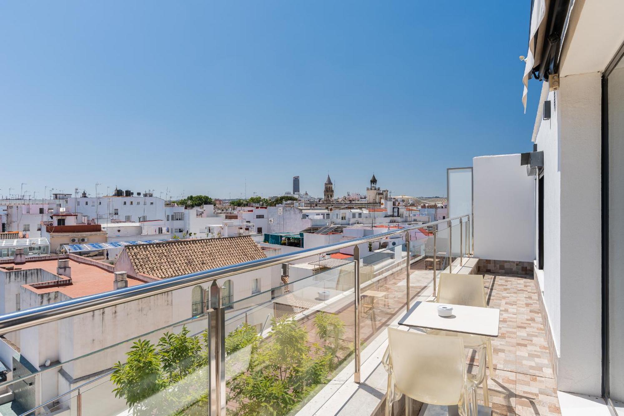Premium Double Terrace & Whirlpool