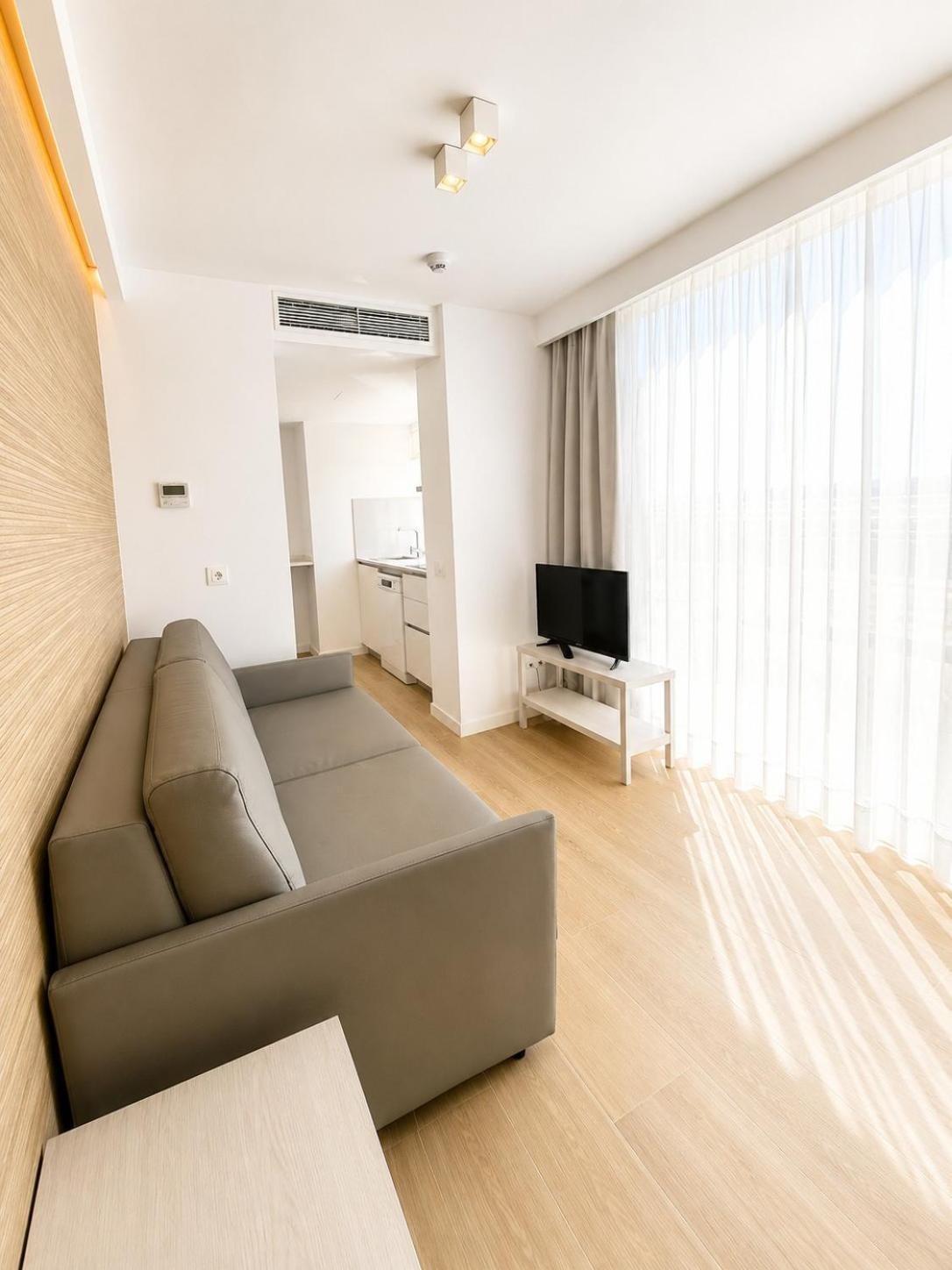 Superior Apartment