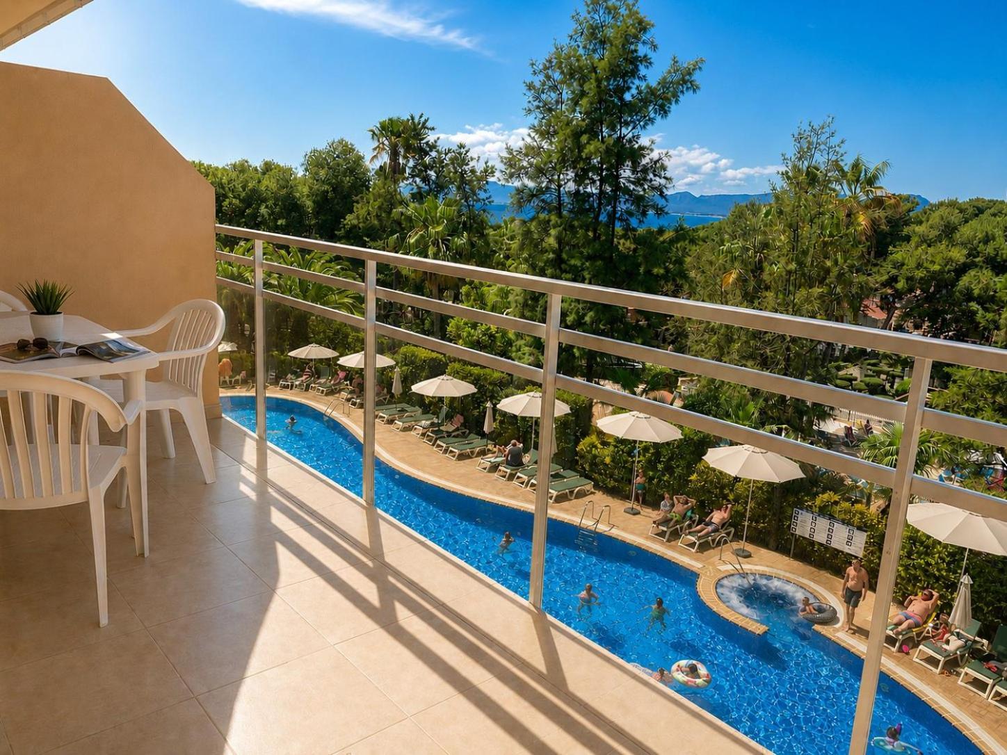 One-Bedroom Apartment Pool View