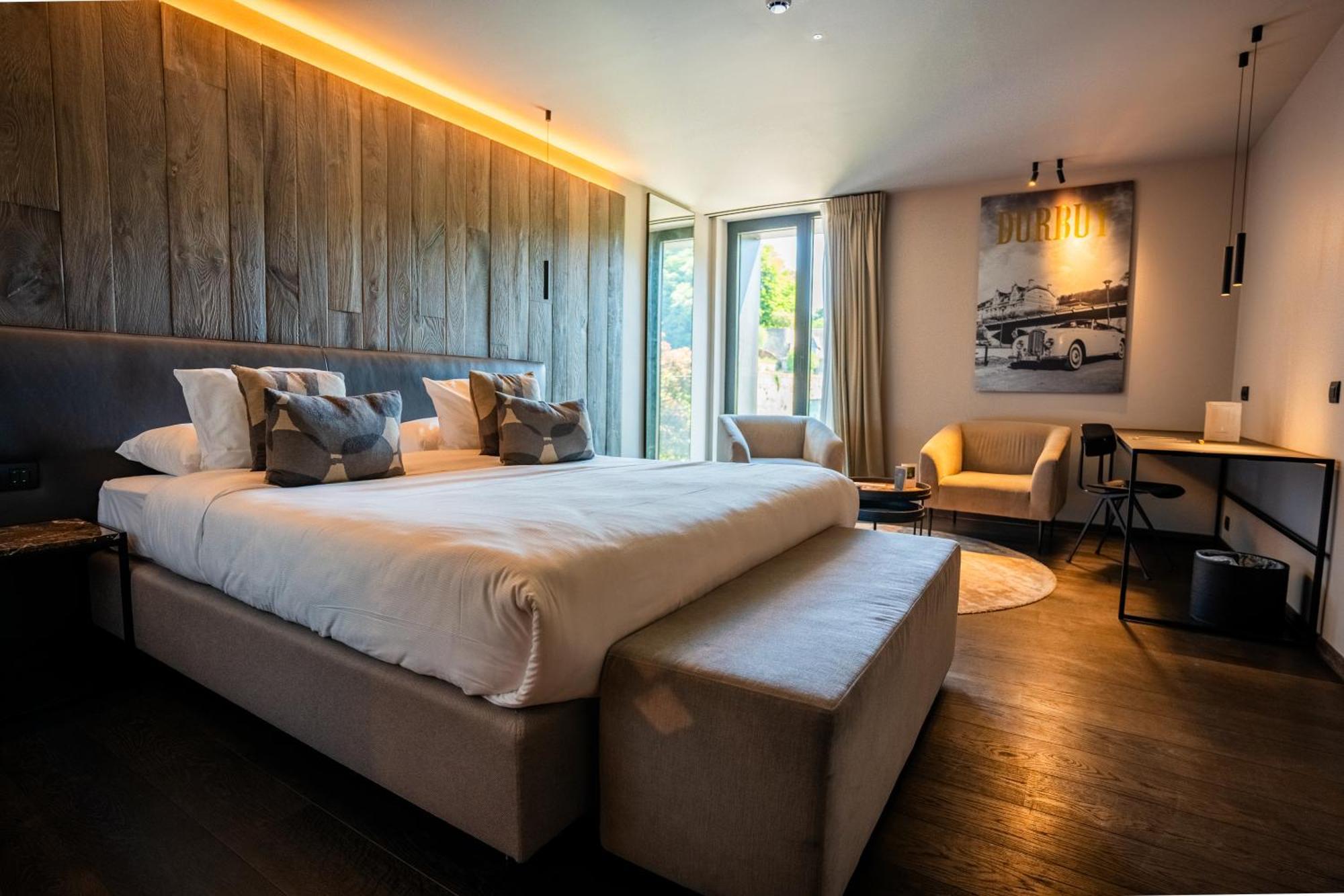 Superior Queen Room