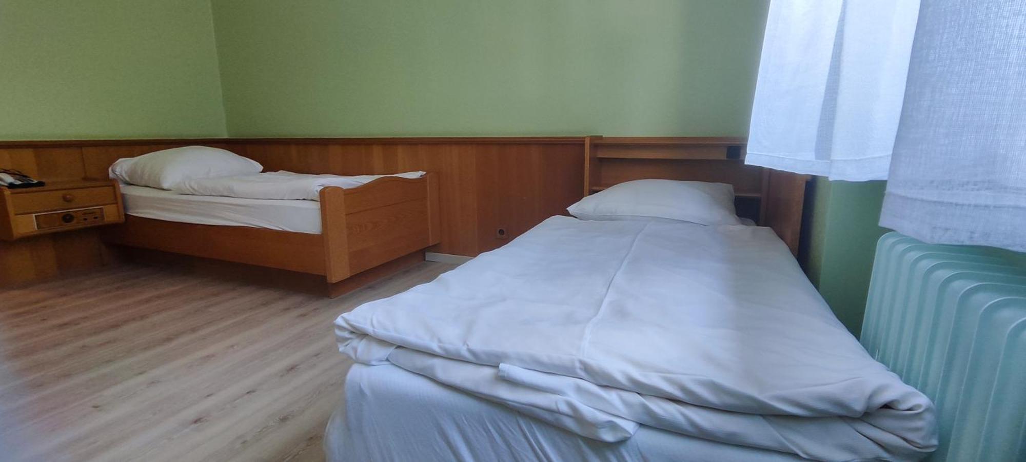Standard Room Two Single Beds