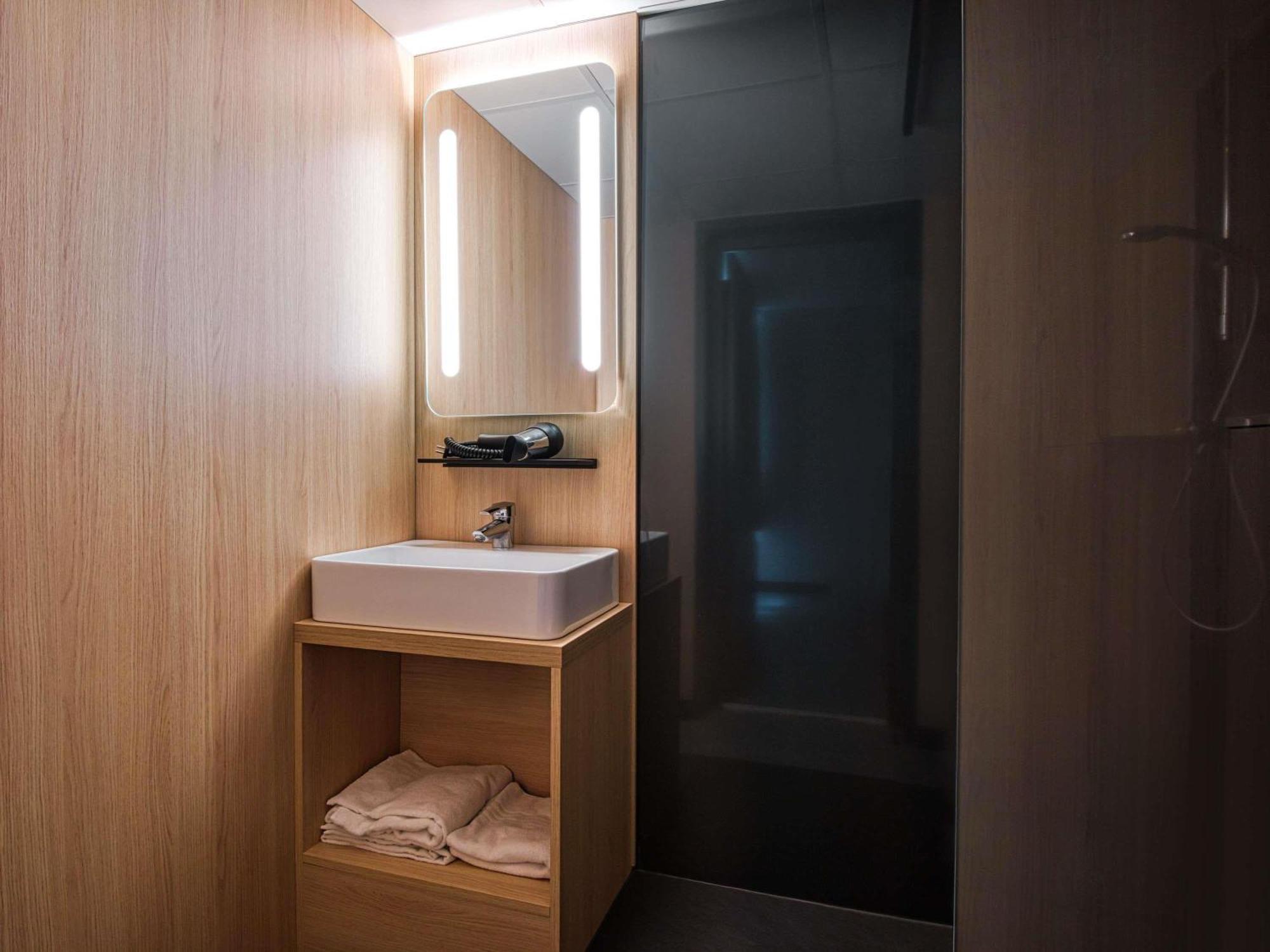 Standard Two Single Bed