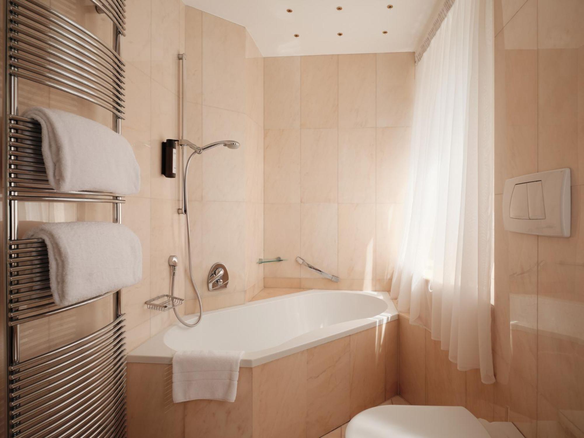 Deluxe Double or Twin Room Balcony,1773696671:JPEG