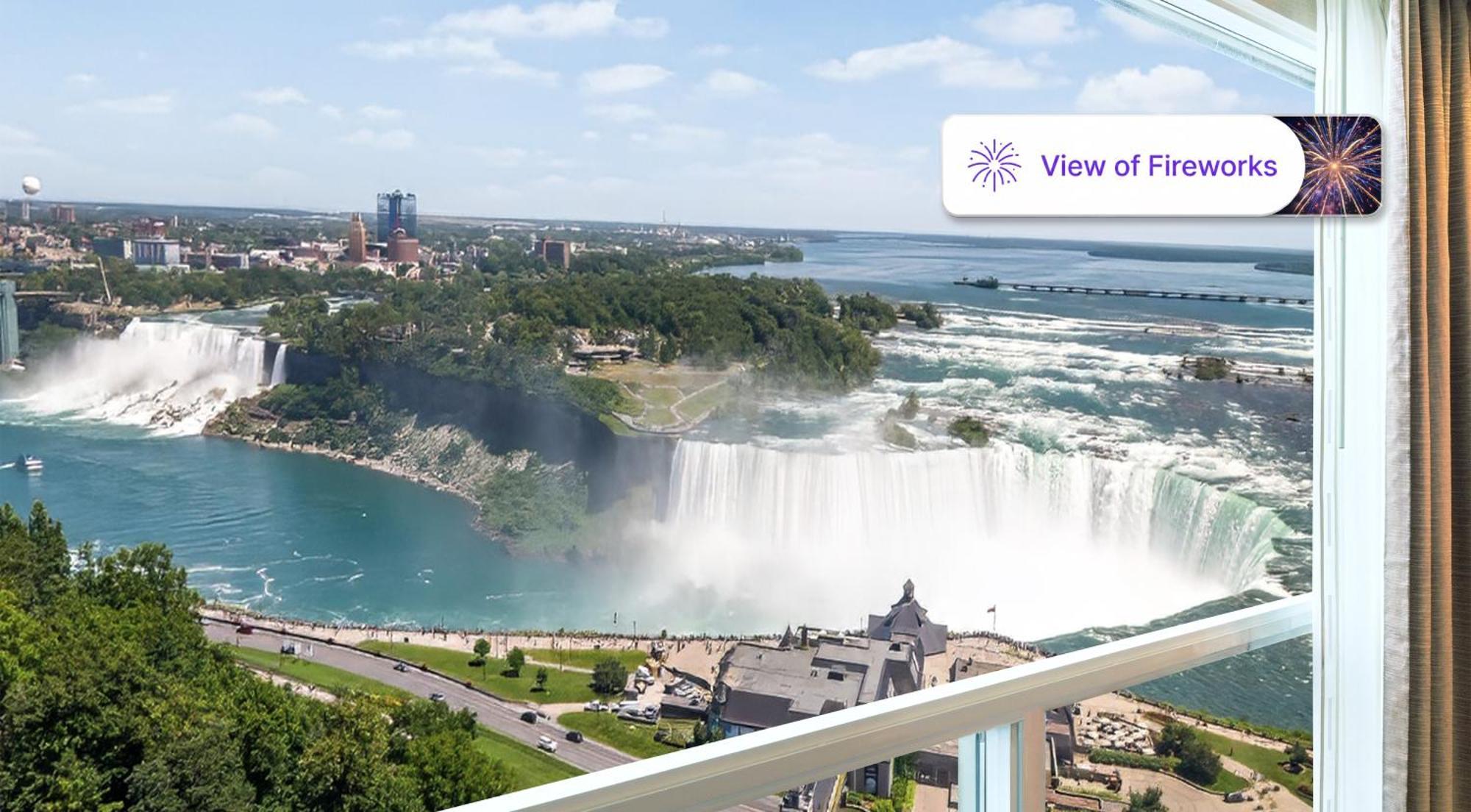 Premium Fallsview | One King Bed