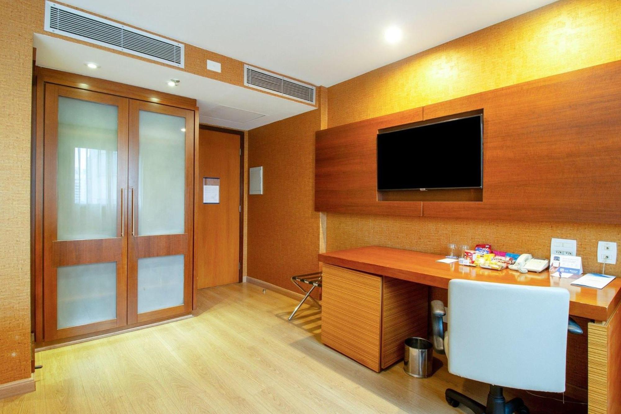 Superior Prime King Room