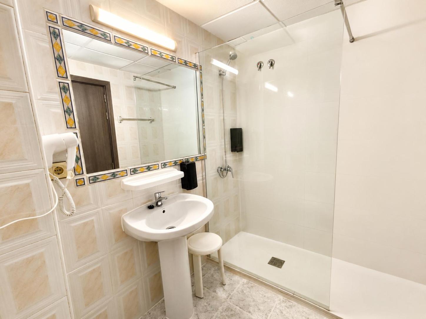 Double or Twin Room Terrace