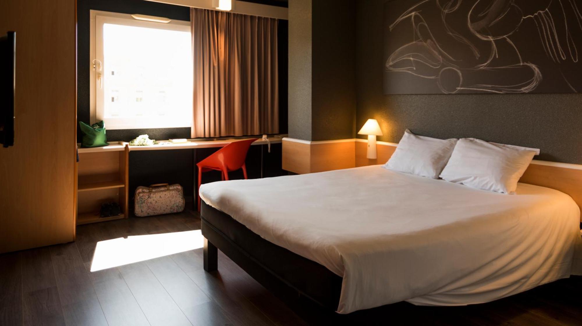 Classic Room Double Bed