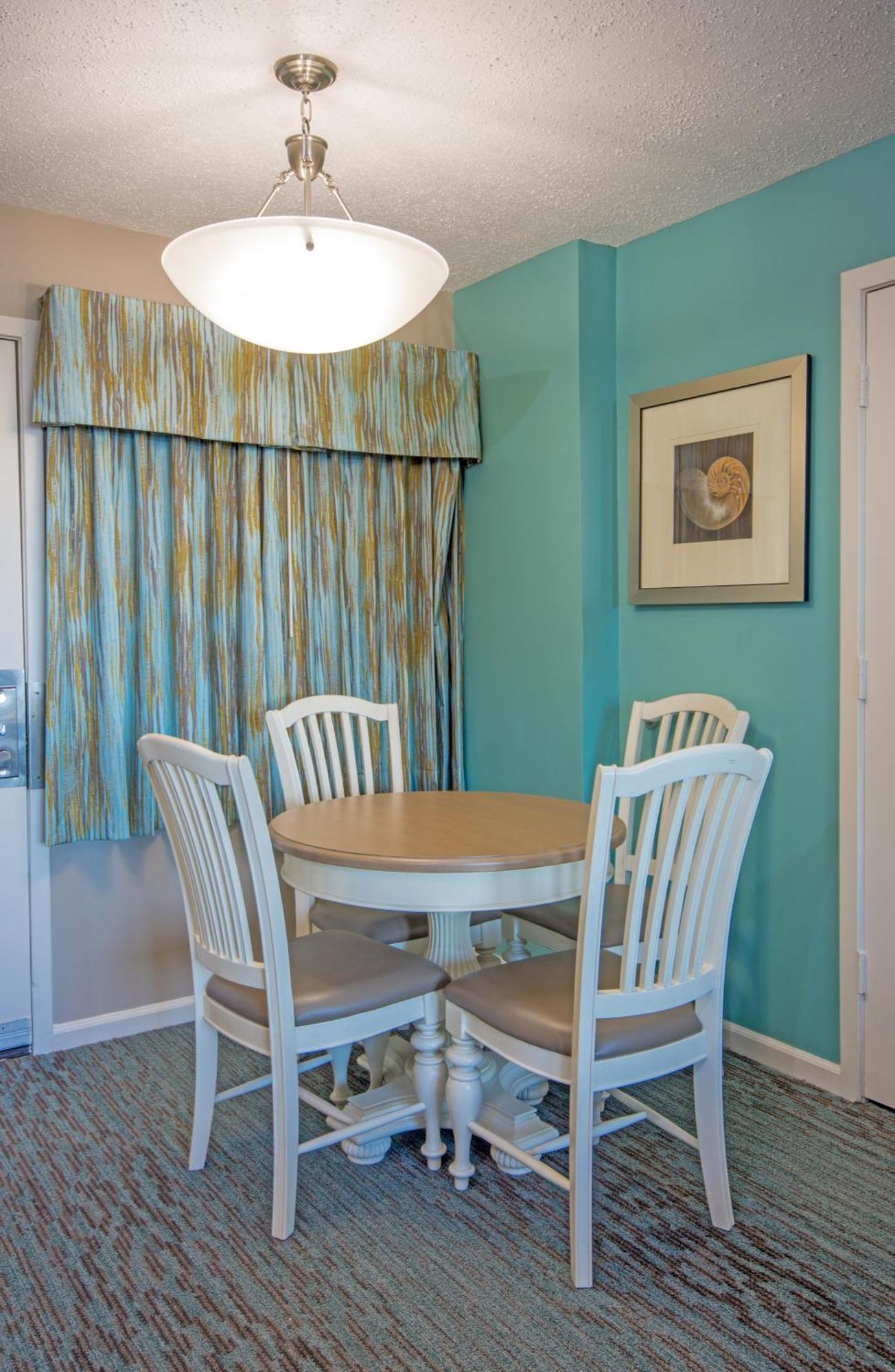 Oceanfront One Bedroom King Condo