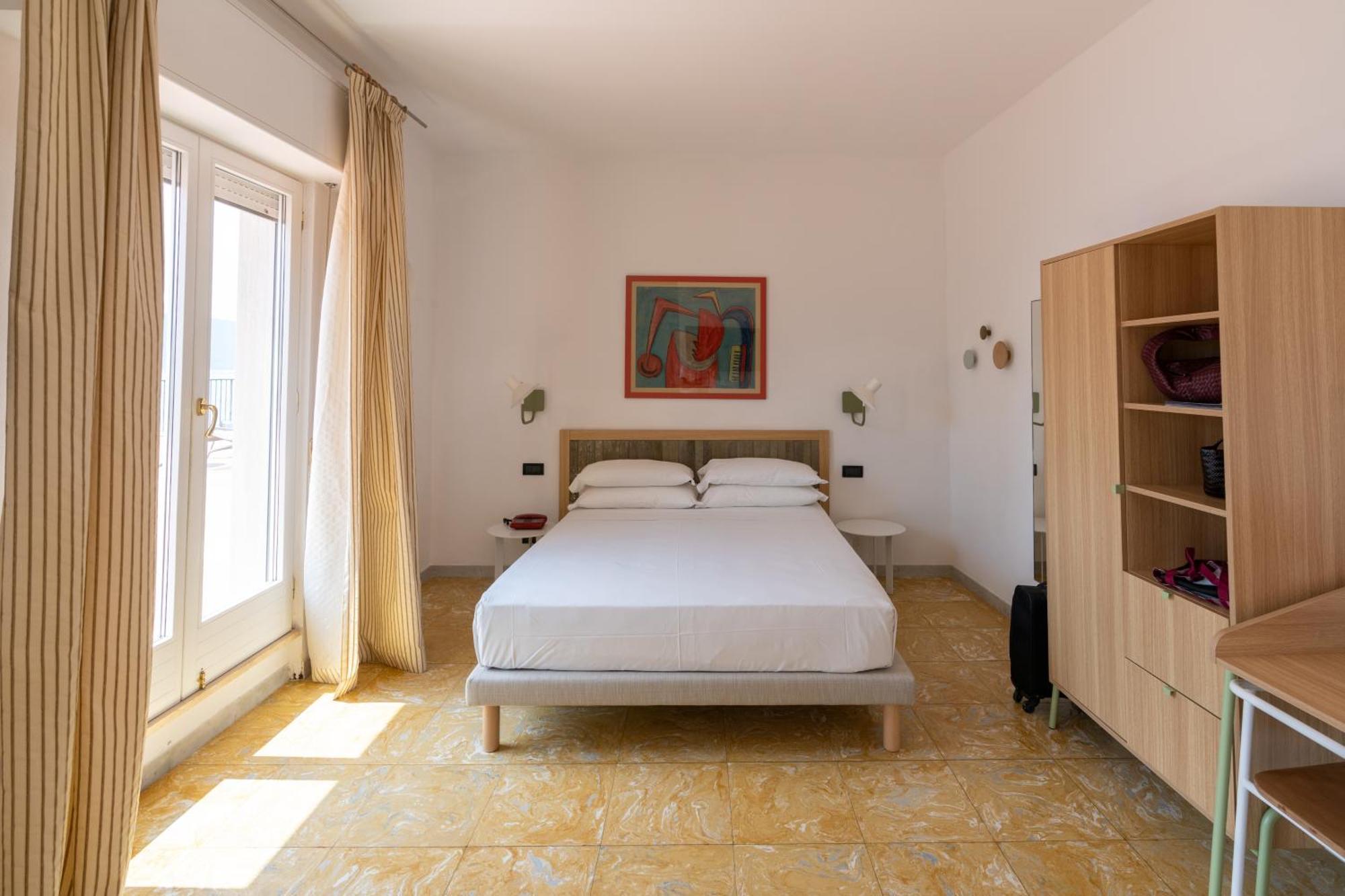 Triple Room Sea View