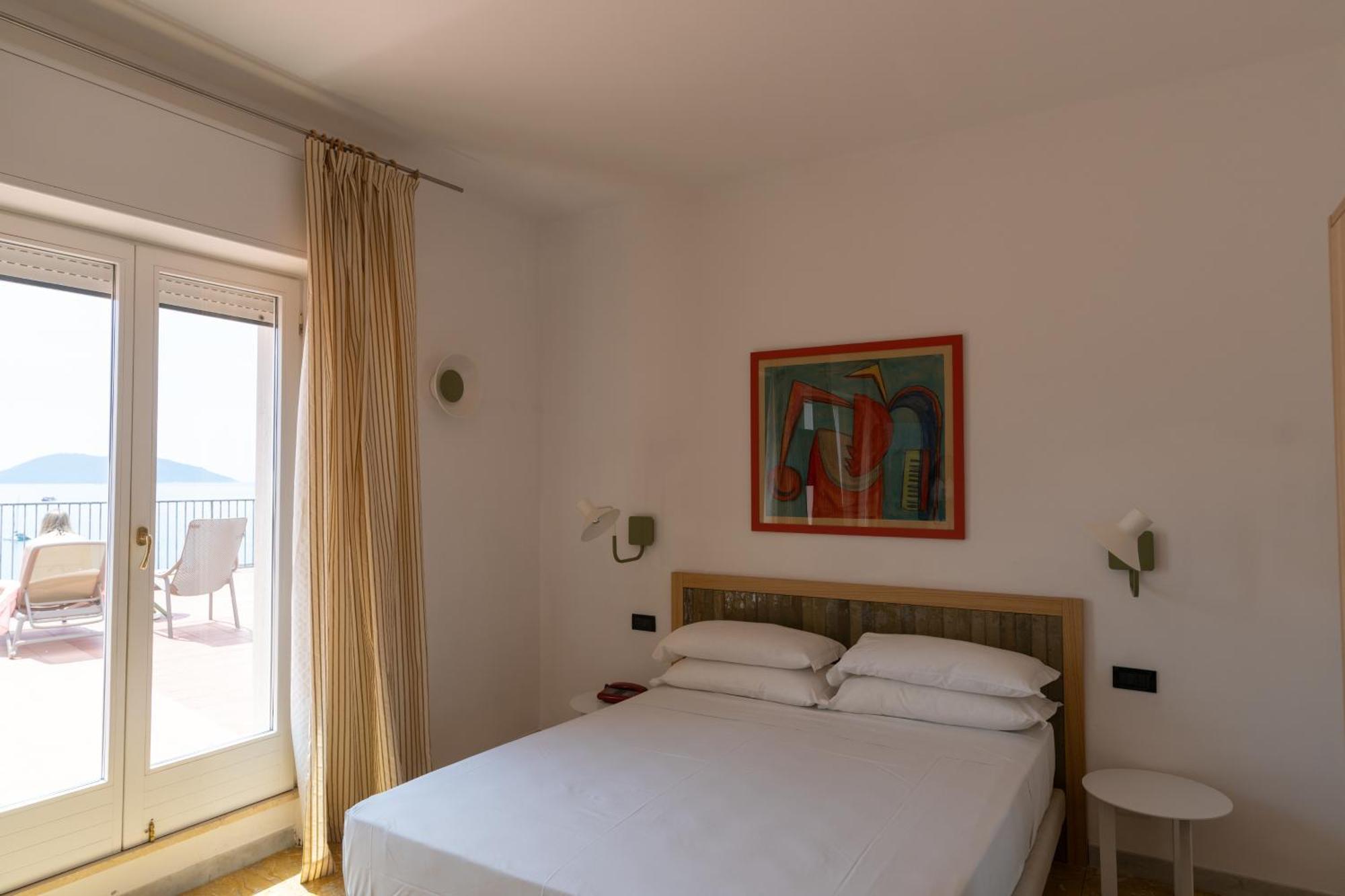 Triple Room Sea View