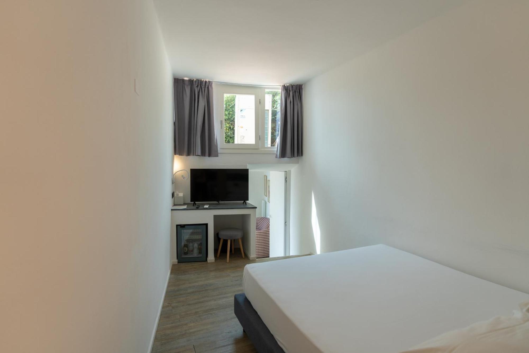 Double Room Balcony Sea View