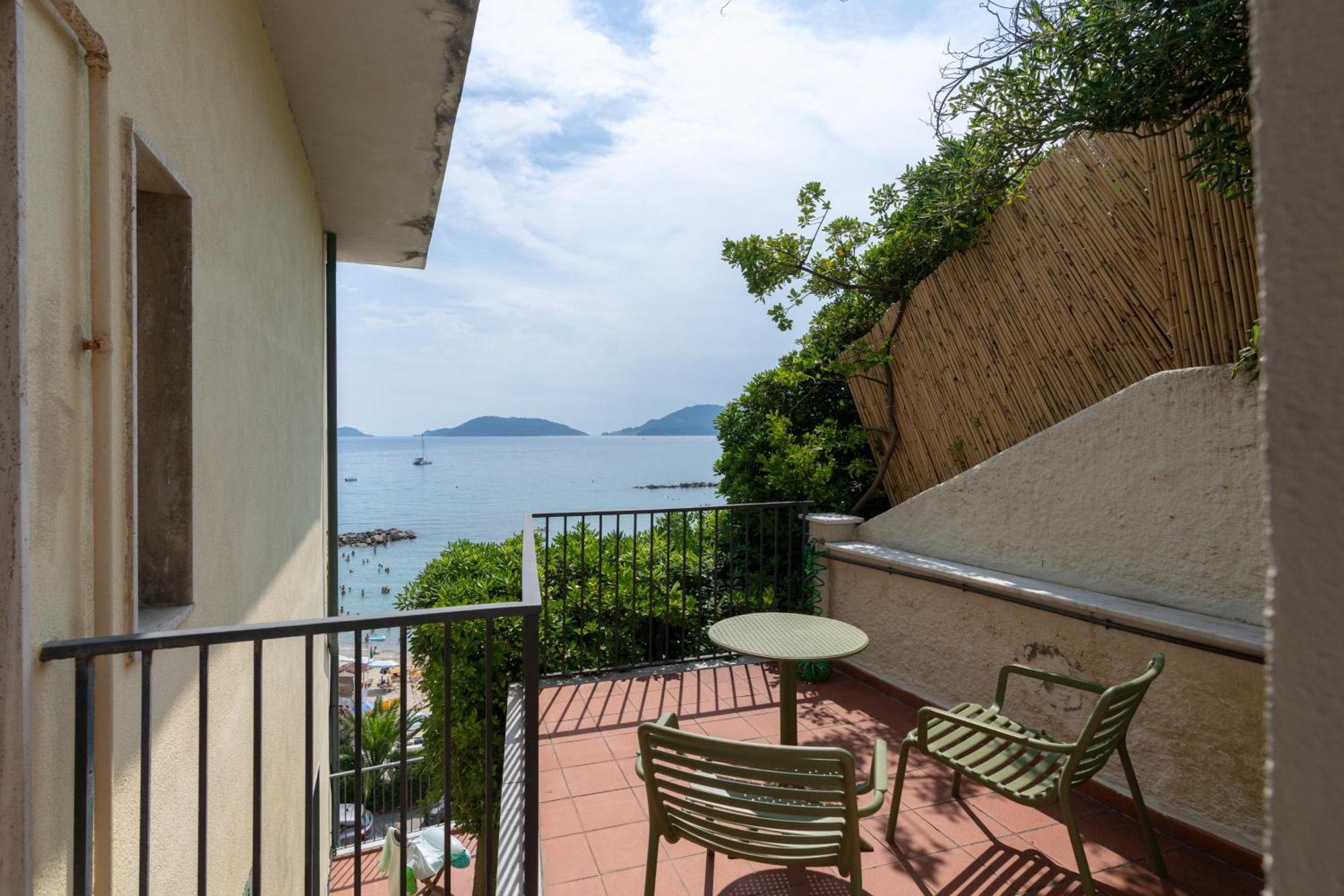 Double Room Balcony Sea View