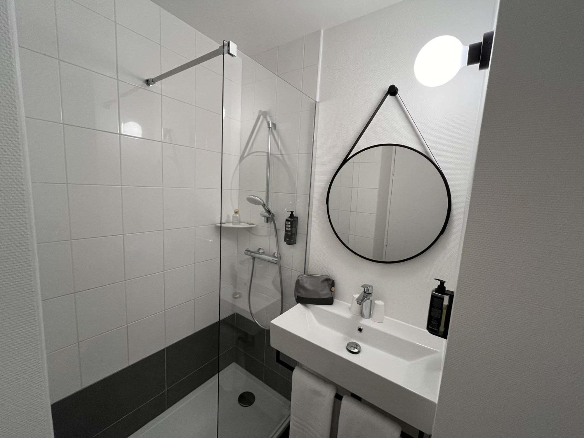 Chambre Standard avec 2 Lits Simples