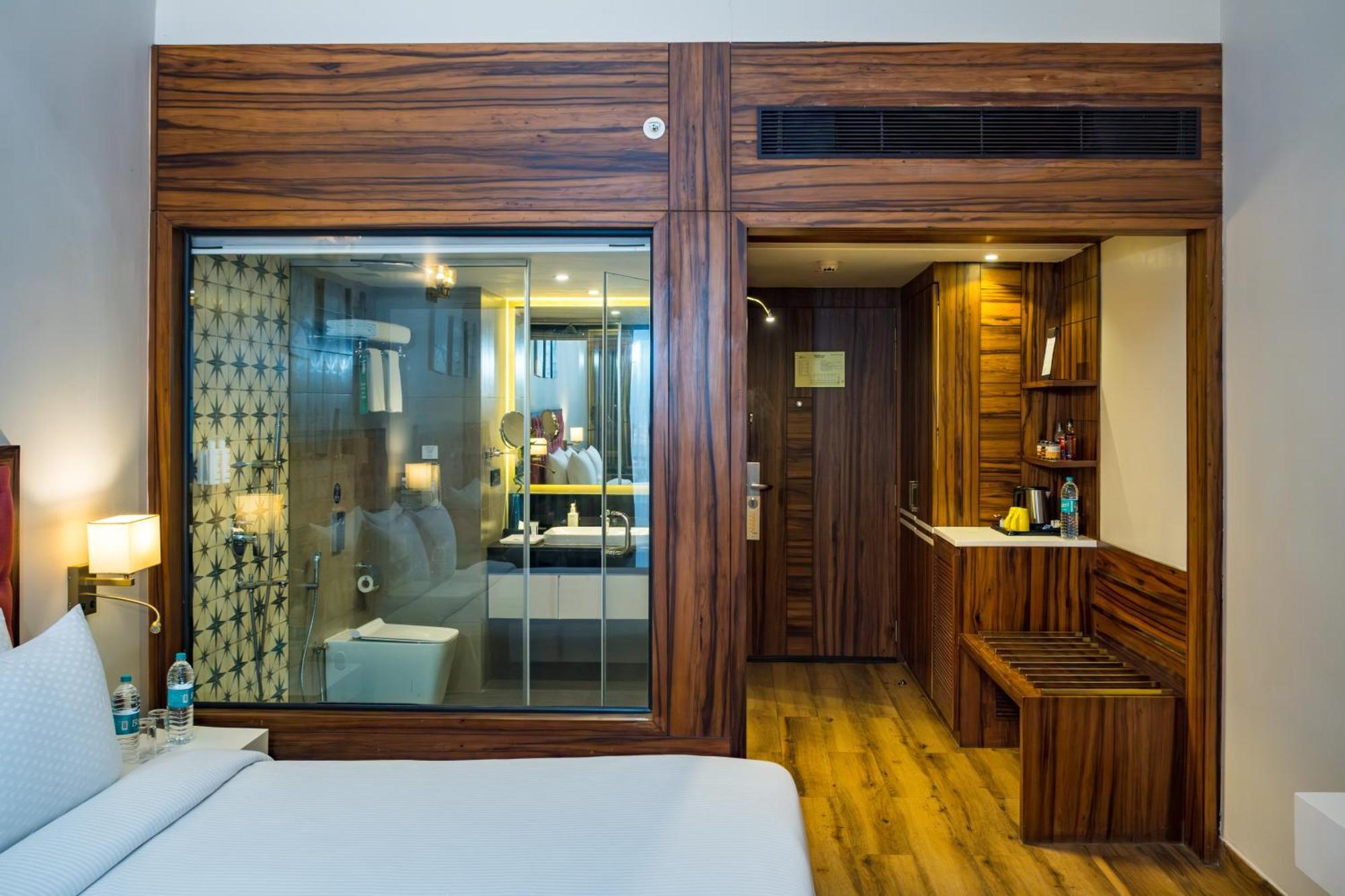 Superior King Room Shower Balcony on F&B SPA & Laundry Early check late checkout of 2 hours subject to availability Happy Hour on House Brands BUY 2 1 from 4 PM to 7 PM